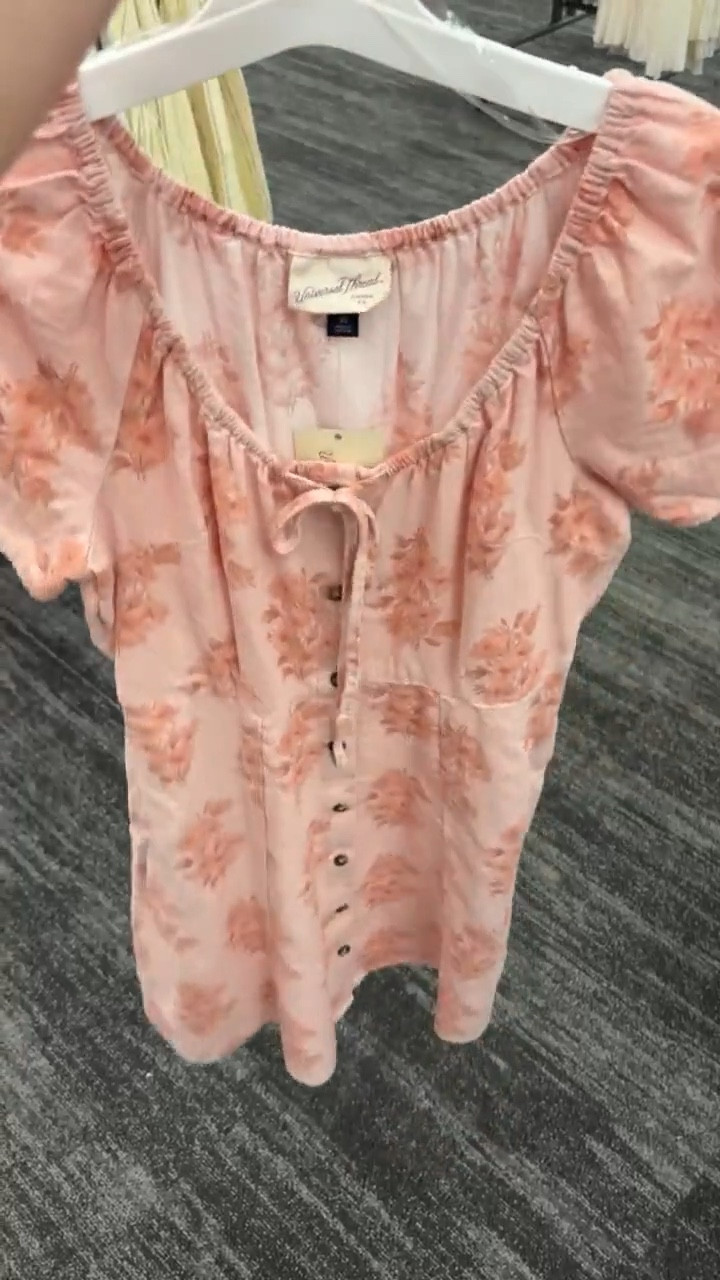 Loving this floral dress and it’s 30% off right now!!!🤍🌸

Dress, spring, vacation, spring dress, Easter dress

#LTKootd #LTKSaleAlert #LTKSeasonal