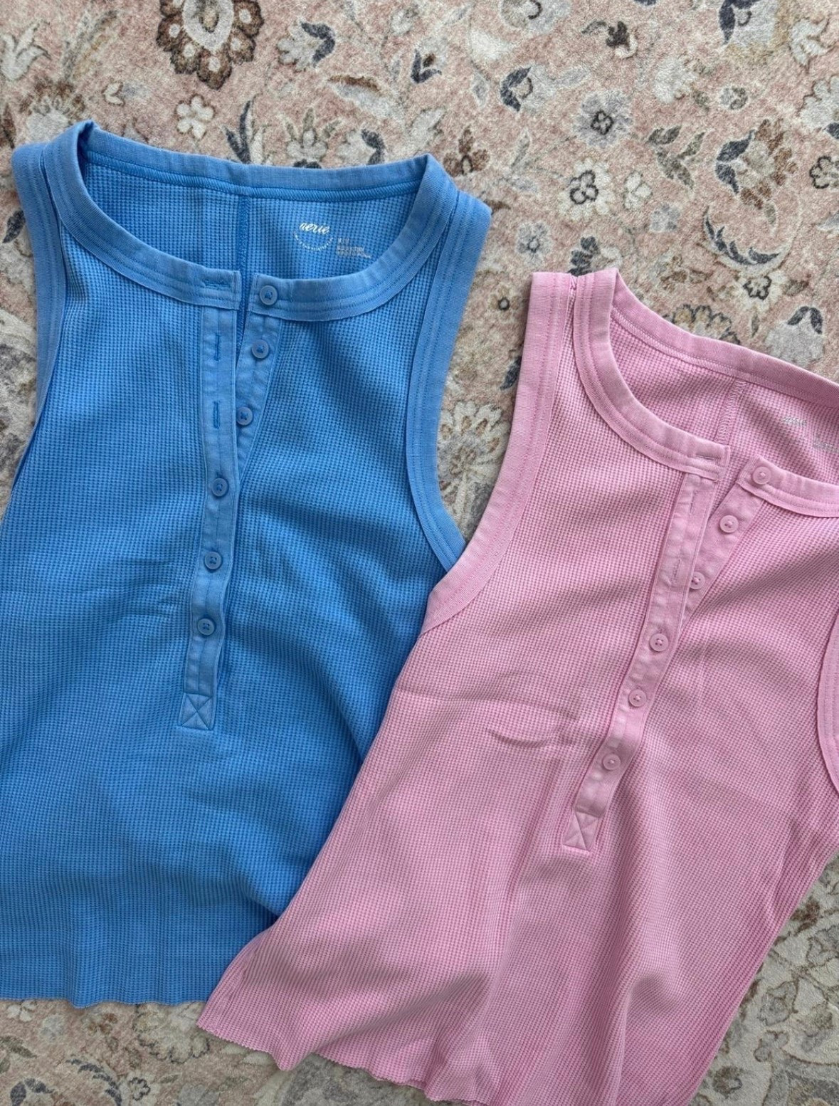 These Henley tees are on sale today! A closet staple for me and a great transition piece too going into the cooler months ahead! They come in multiple colors! 
fb