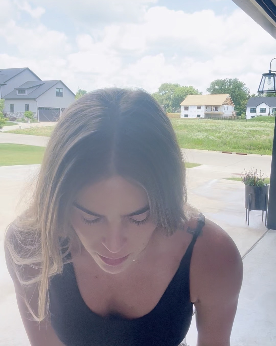 Turning my walk into a workout 🖤
Weighted vest = simple way to boost strength, endurance, and fat burn (without adding extra gym time 💥)

#LTKSummerEdit #LTKActive #LTKHome