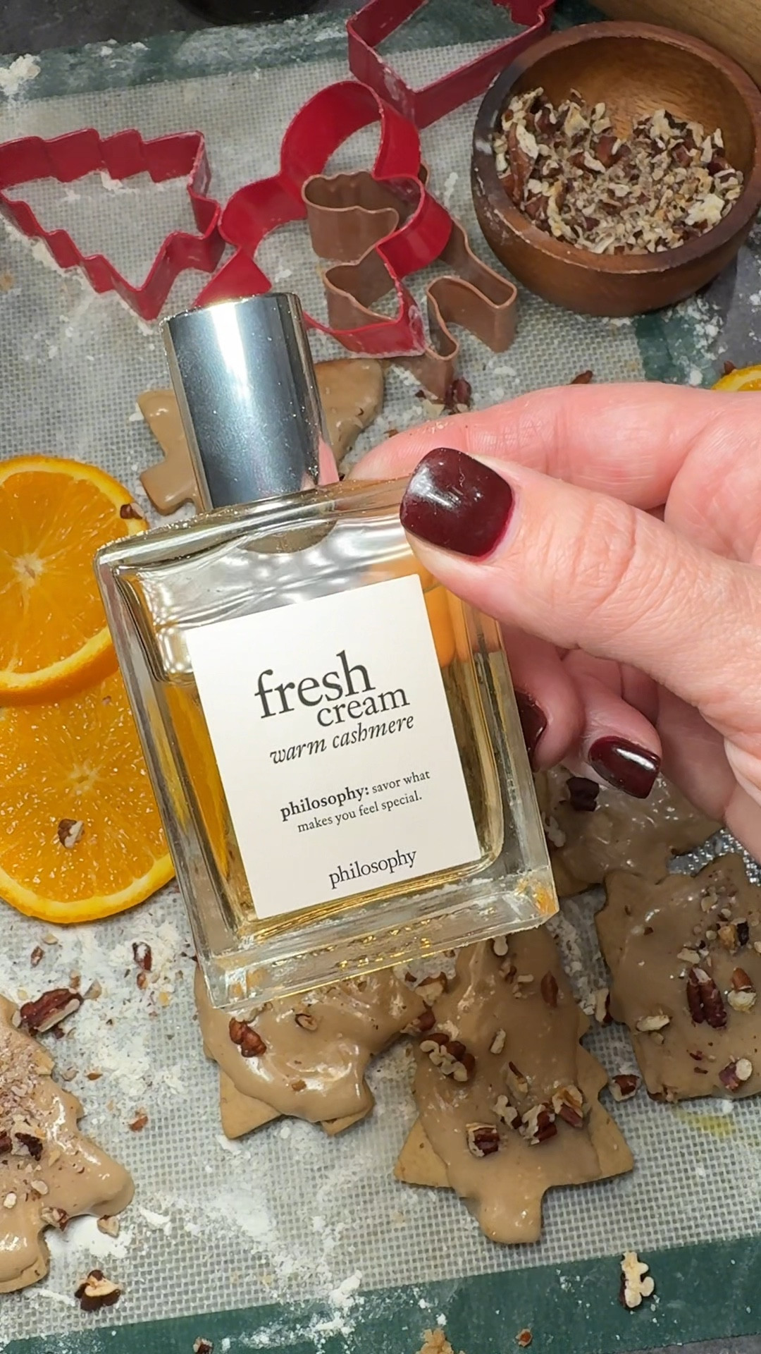 A warm, cozy holiday scent that feels like wrapping up in your favorite cashmere blanket ✨ Philosophy’s Fresh Cream Warm Cashmere is the perfect everyday fragrance if you love something soft, sweet, and elevated.

Notes of tangerine, vanilla bean, and soft musk give it that “holiday but make it calm + classy” vibe — the kind of scent that works for school drop-off and date night. Linking it all in my LTK for anyone building their winter fragrance lineup 🤍 

#LTKselfcare #LTKHoliday #LTKGiftGuide