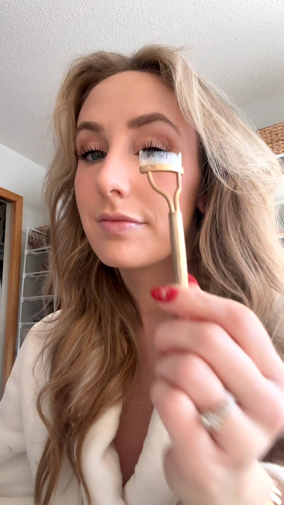 Who knew an eyelash brush is what I’ve needed for so long!

Eyelash separator / grande cosmetics / beauty / makeup / eyes / lashes / makeup tips & tricks 

#LTKBeauty #LTKgrwm #LTKmorningroutine