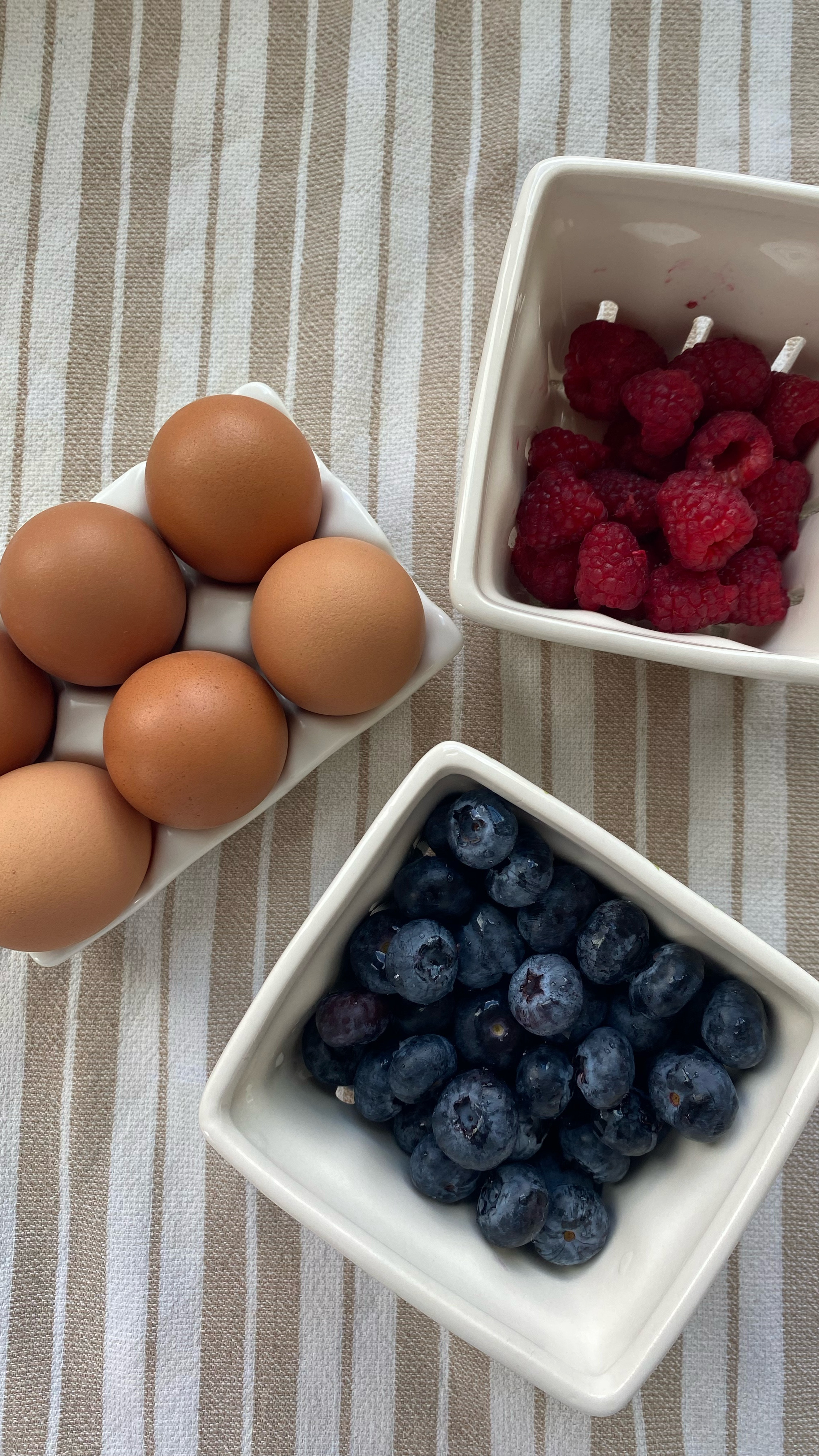 Some of my Amazon kitchen must-haves! 🫐🥤🫖