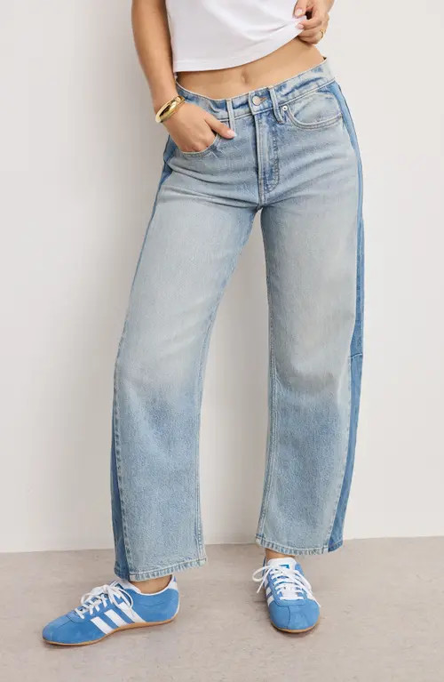 Good American Good Standard Mid Rise Ankle Barrel Jeans in Indigo at Nordstrom, Size 20 | Nordstrom