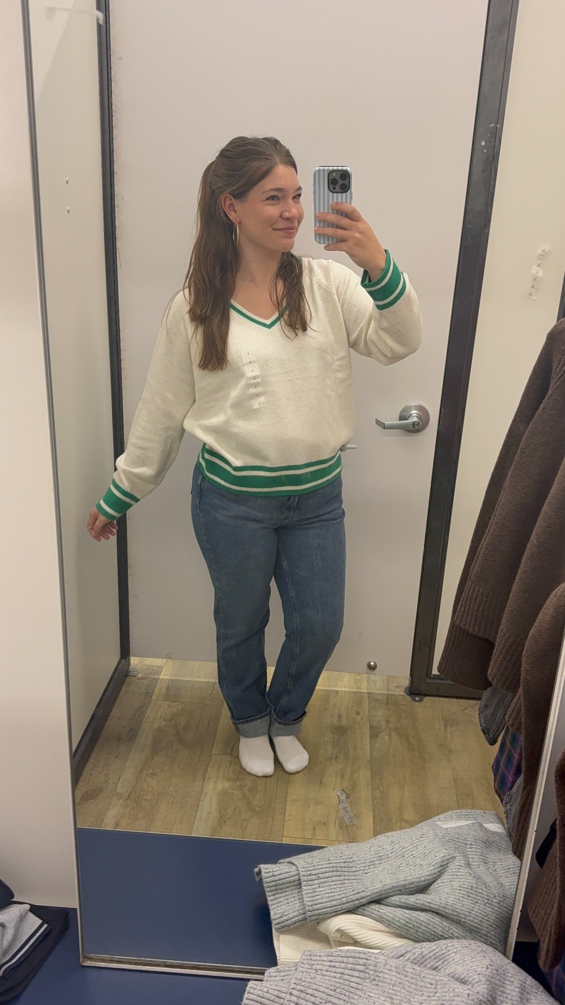 MAJOR SALES AT OLD NAVY! Loving this preppy sweater! So classic 

#LTKFindsUnder50 #LTKmomlife #LTKMidsize