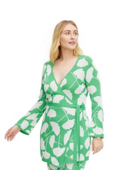 Women's Long Sleeve V-Neck Ginkgo Green Sweater Wrap Top - DVF for Target


#LTKover40 #LTKfindsunder50