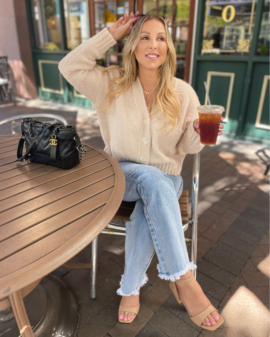 Reposting this fall outfit for the Revolve one day sale! Code FALL15

#falloutfit
#ltkseasonal
#ltkunder100
#ltkunder50

#LTKstyletip #LTKsalealert #LTKSeasonal