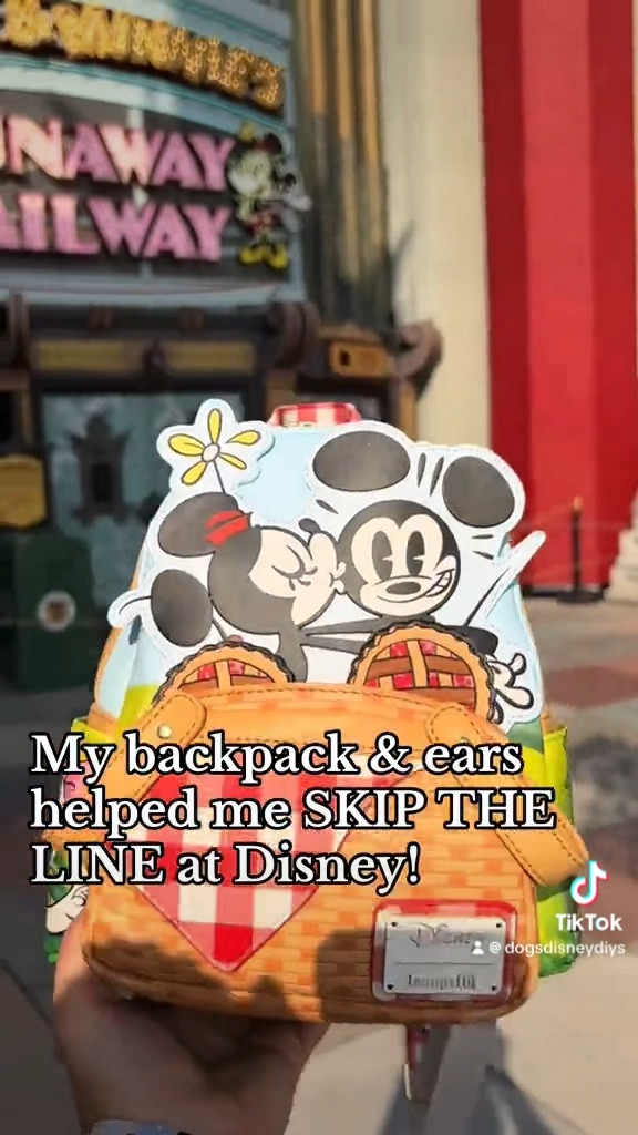 I could not believe this happened! 🧺🥧🚂 All thanks to Loungefly’s Mickey & Minnie Perfect Picnic Collection! 


#LTKVideo #LTKItBag #LTKFamily