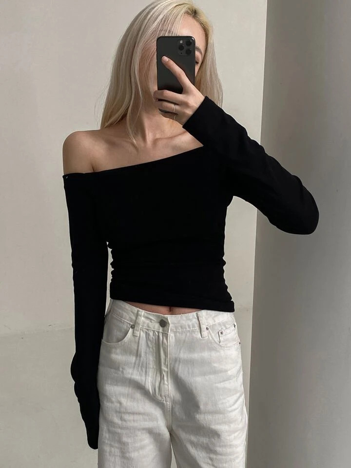DAZY Off Shoulder Slim Fit Tee | SHEIN