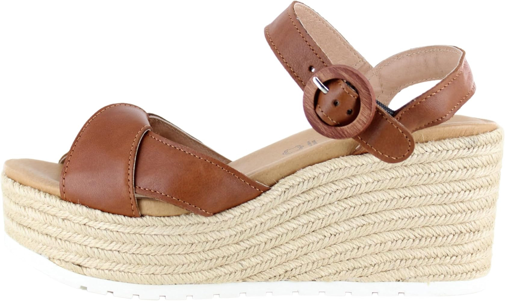 NAOT Footwear Womens Marbella Sandal | Amazon (US)