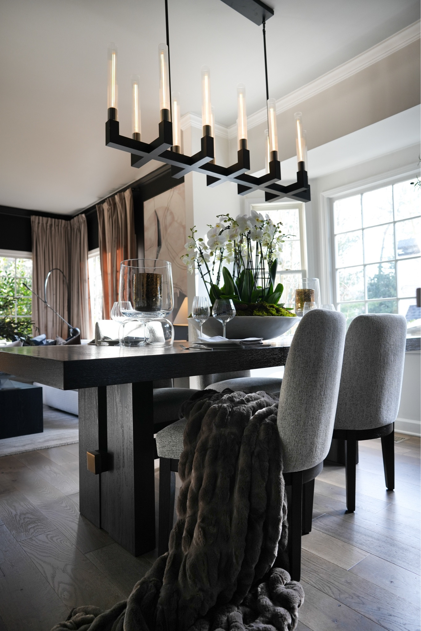 Eeekk!! We are freaking over our new dining room table and chairs from Ashley!! It’s SO gorgeous and totally upgraded our space yet it’s soooo affordable!!!
@ashleyofficial #ad #ashleypartner#ashleyfinds #myashleyfinds #myashleyhome

#LTKStyleTip #LTKHome