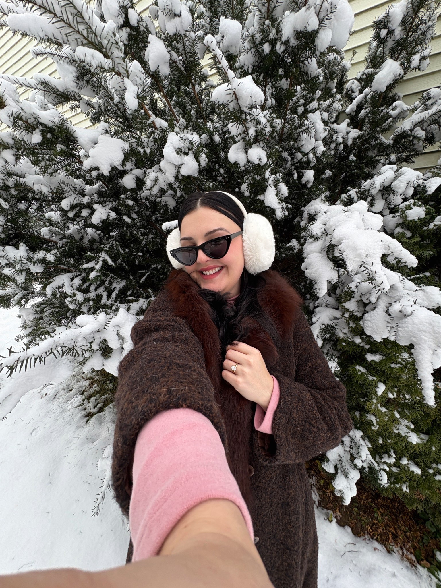 Snow day outfit wearing my ogl thermal shirt and favorite ear muffs. Stay warm! 🤍❄️🌨️

#LTKFindsUnder50 #LTKSeasonal #LTKdayinmylife