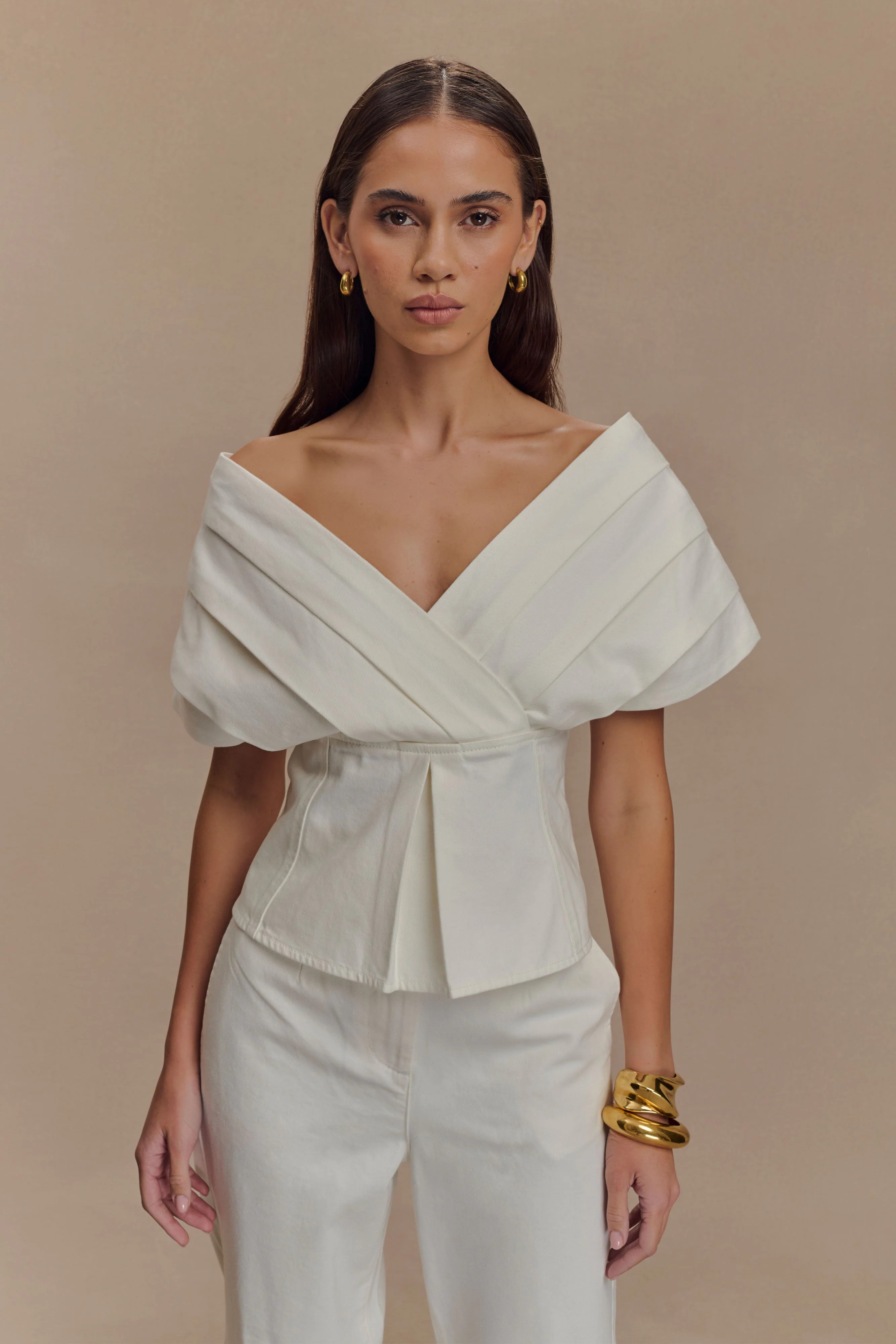 Rayne Off Shoulder Denim Top - White | MESHKI US