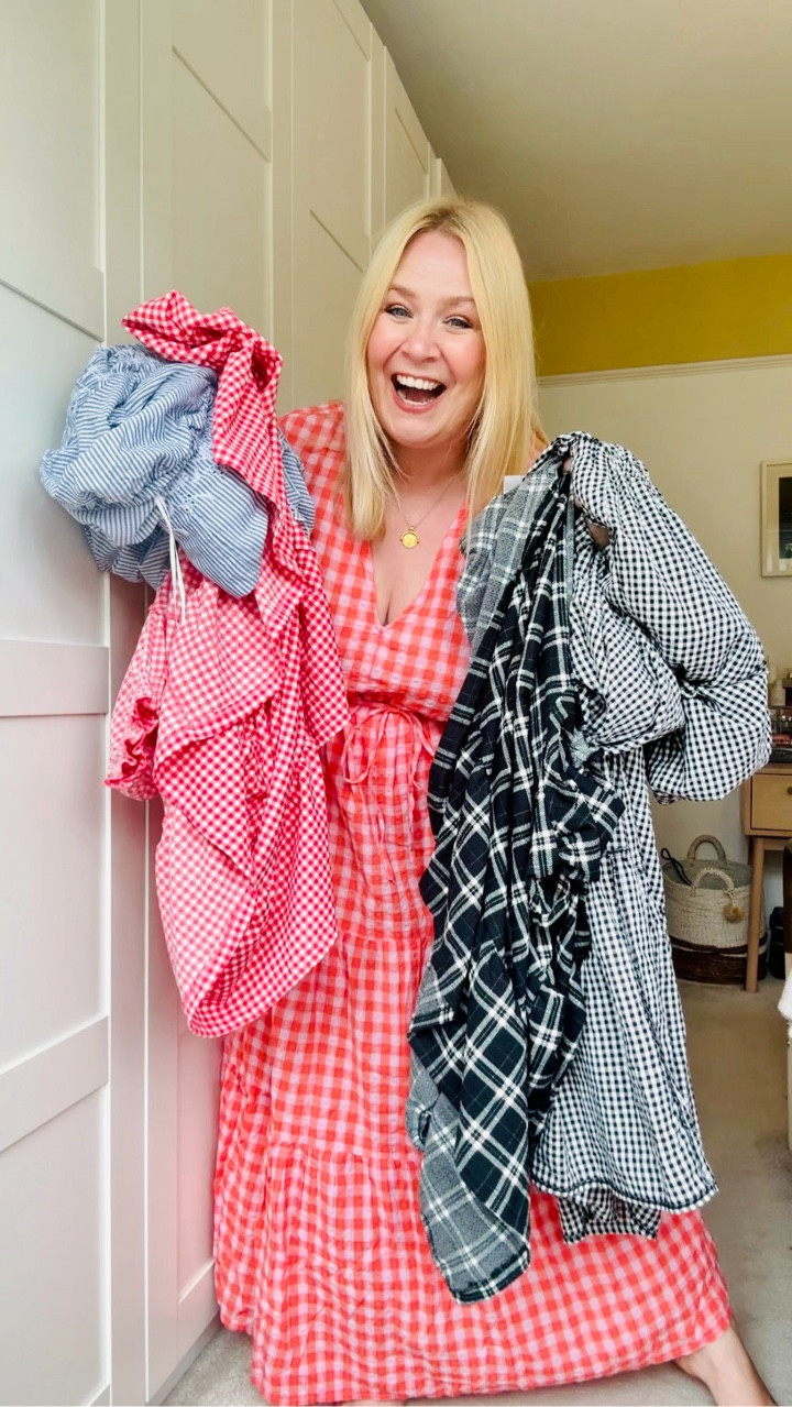 👗REALISTIC CURVY NEW LOOK SALES TRY ON!💃🏼

I’ve been after a checked dress so thought I would grab one in the @newlook sale. I picked up a few bits that can be worn in autumn as well. With some thick tights, my leather jacket and boots. DREAMY. I cannot wait!

I got all 5 dresses for £66 in total. Whilst the blue number shows off the whole of my moon 🍑. I actually think it would be nice to chuck over a cossie around the pool. What do you think? I wear an 18 & am 5ft 7.

Which was your favourite?!

Will pop links on my stories and on my @ltk.europe. Love you! 💋🌝🛍️

#ootd #outfitinspo #curvygirlfashion #dresses #over40style #curvygirl

#LTKcurves #LTKdresses #LTKautumn