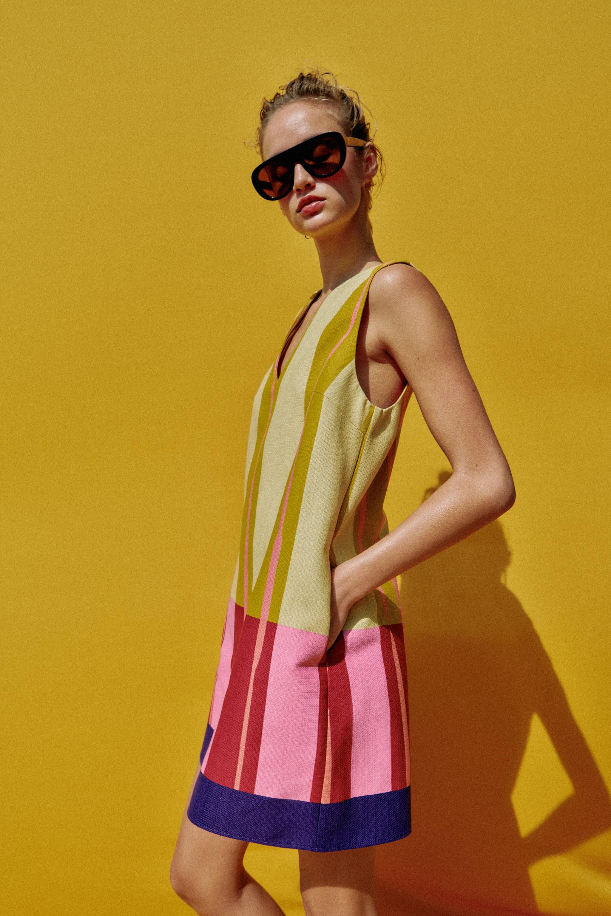 SHORT STRIPED DRESS | Zara US