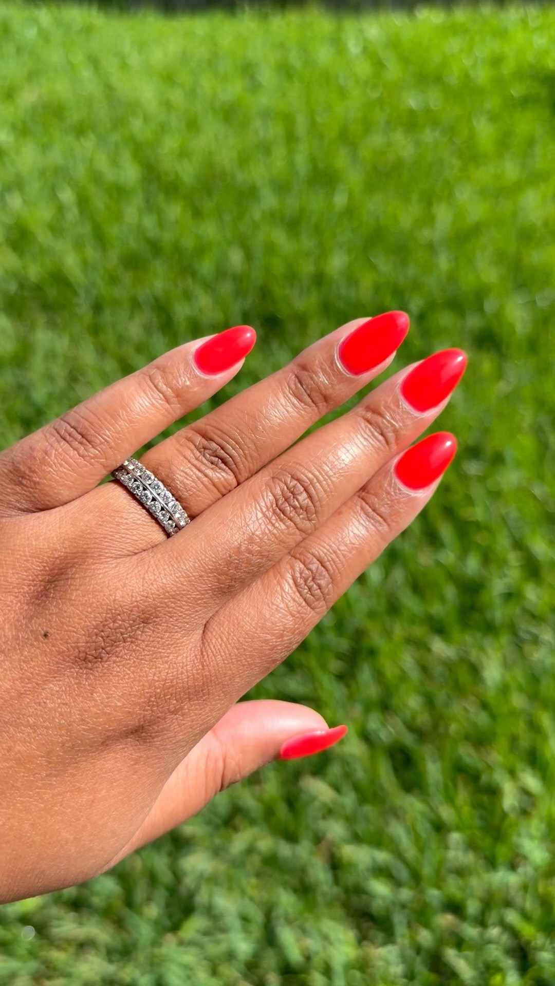 I’m obsessed with this color ! It’s giving summer

#LTKselfcare #LTKBeauty #LTKdayinmylife