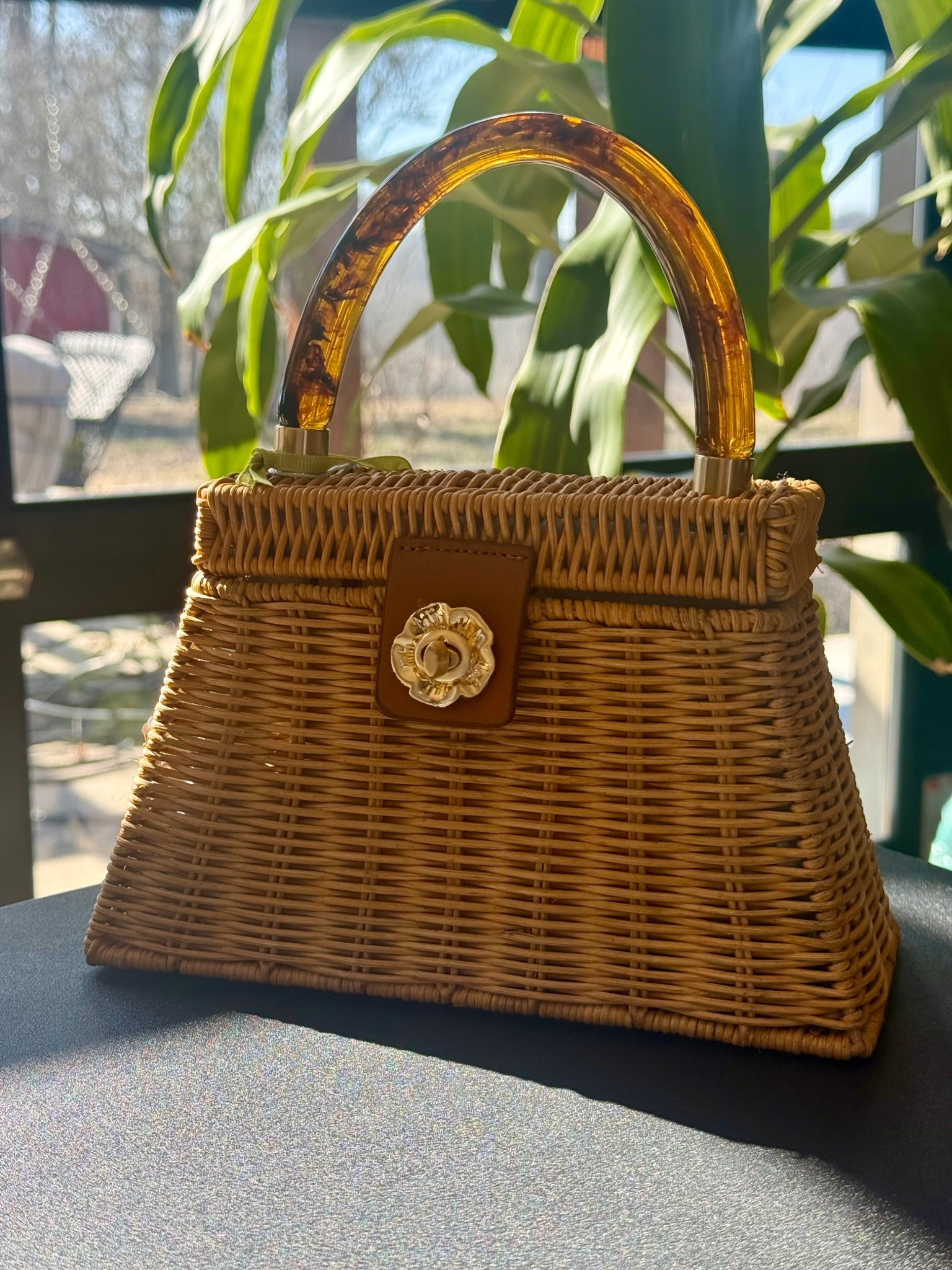 Classic wicker handbag with a vintage feel and that gorgeous tortoiseshell handle that makes any outfit look intentional. Lightweight but structured, neutral enough to go with everything, and fancy in a quiet way. Perfect for spring dresses, white denim, brunch dates, church, or strolling like you’ve got nowhere to be and all day to get there.

#LTKSaleAlert #LTKSeasonal #LTKootd