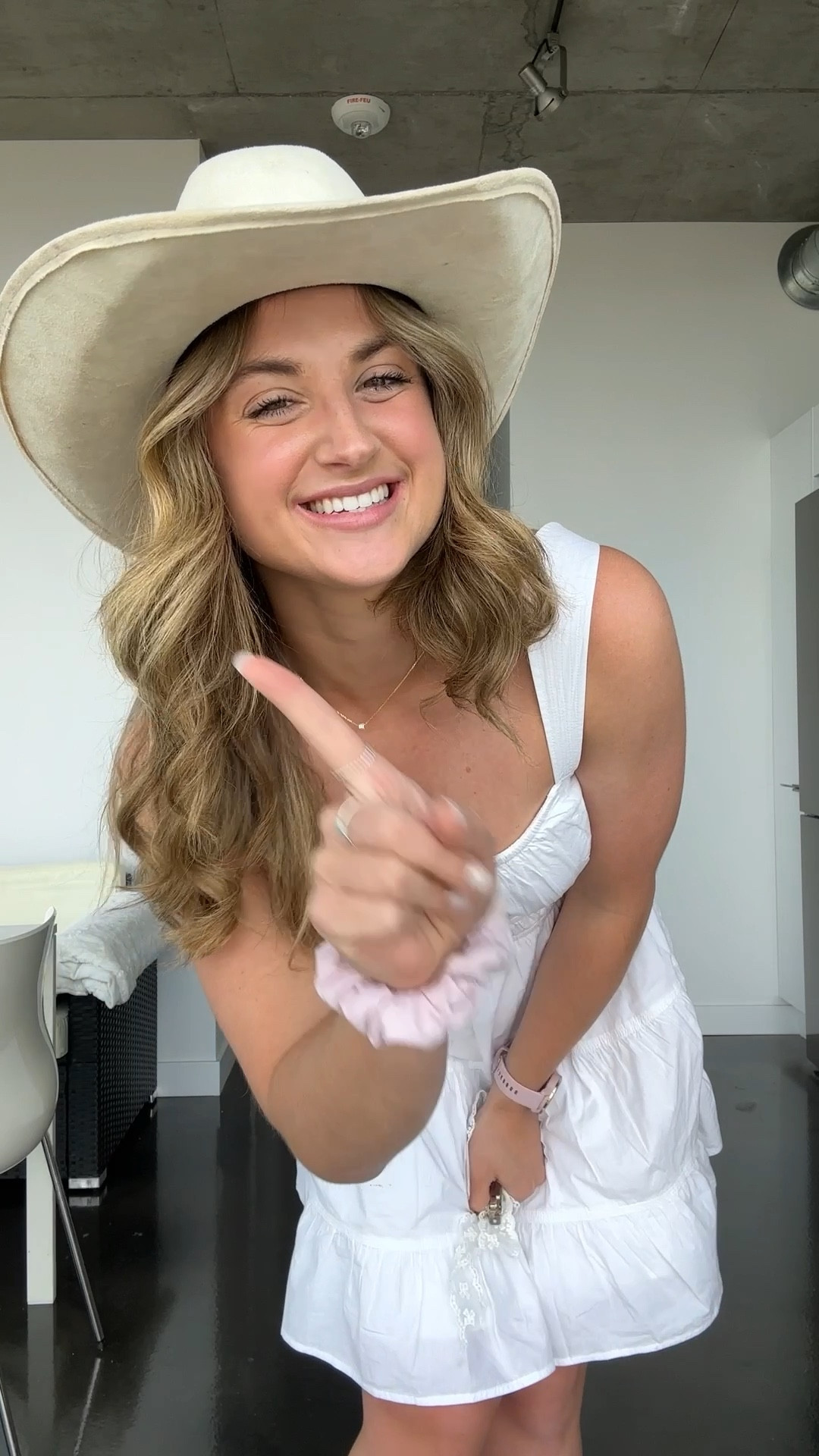 A staple wardrobe item but also PERFECT for Stampede! Obsessed with the shape & feel 😍 #aritzia #stampedee