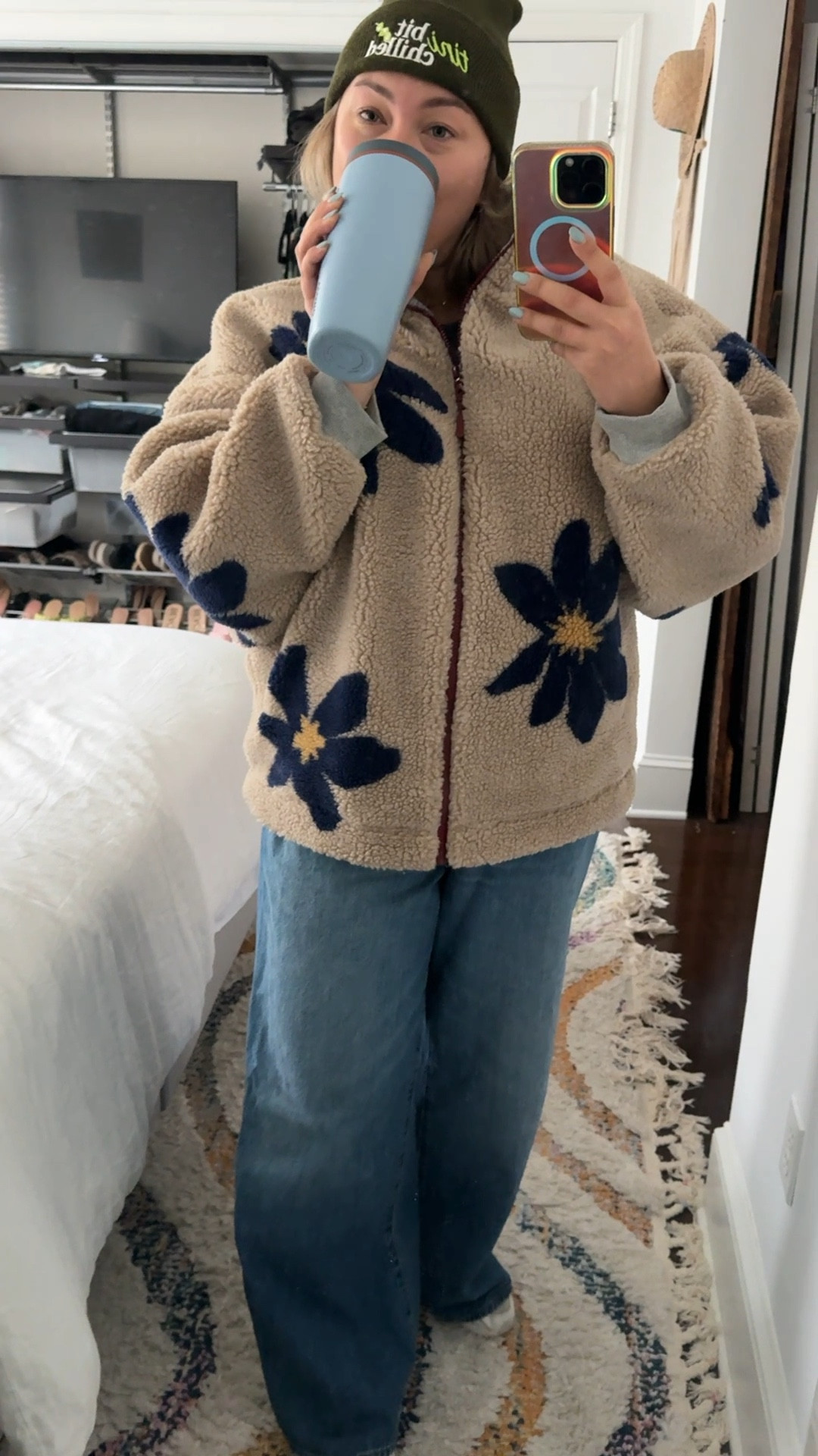 i’ve been obsessed with this super soft fleece jacket, and I love the flower design. Threw on my insanely comfortable super wide leg jeans to run to an appointment and my owala smooth top travel mug kept my coffee hot the entire time and beyond 😍

#LTKdayinmylife #LTKSeasonal #LTKMidsize