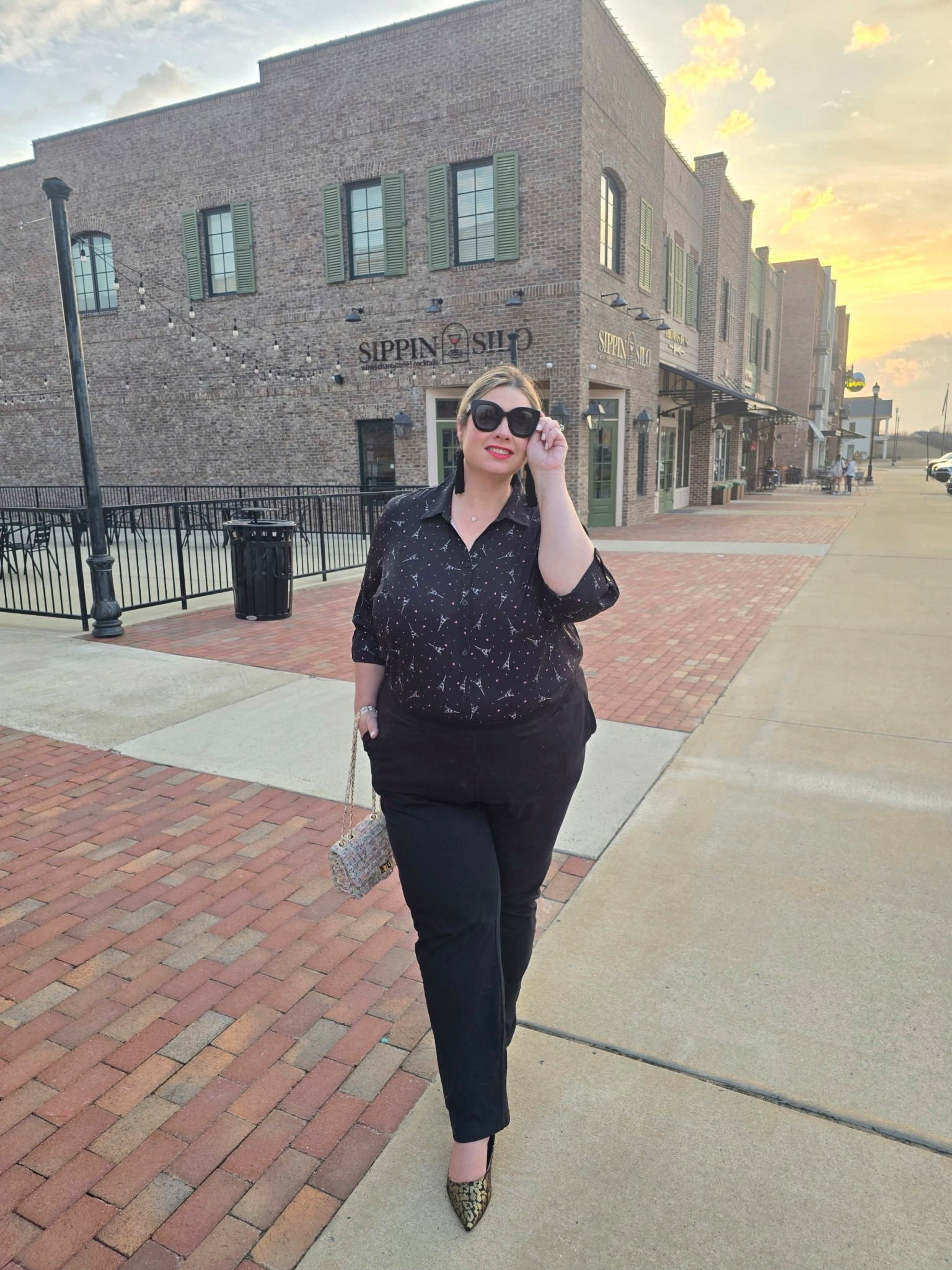 Pants that are as comfortable as pjs but don’t look like it? Yes please! Paired with a loose fitting Parisian top this was the perfect in office look for this winter to spring transition 

#LTKPlusSize #LTKSaleAlert #LTKWorkwear