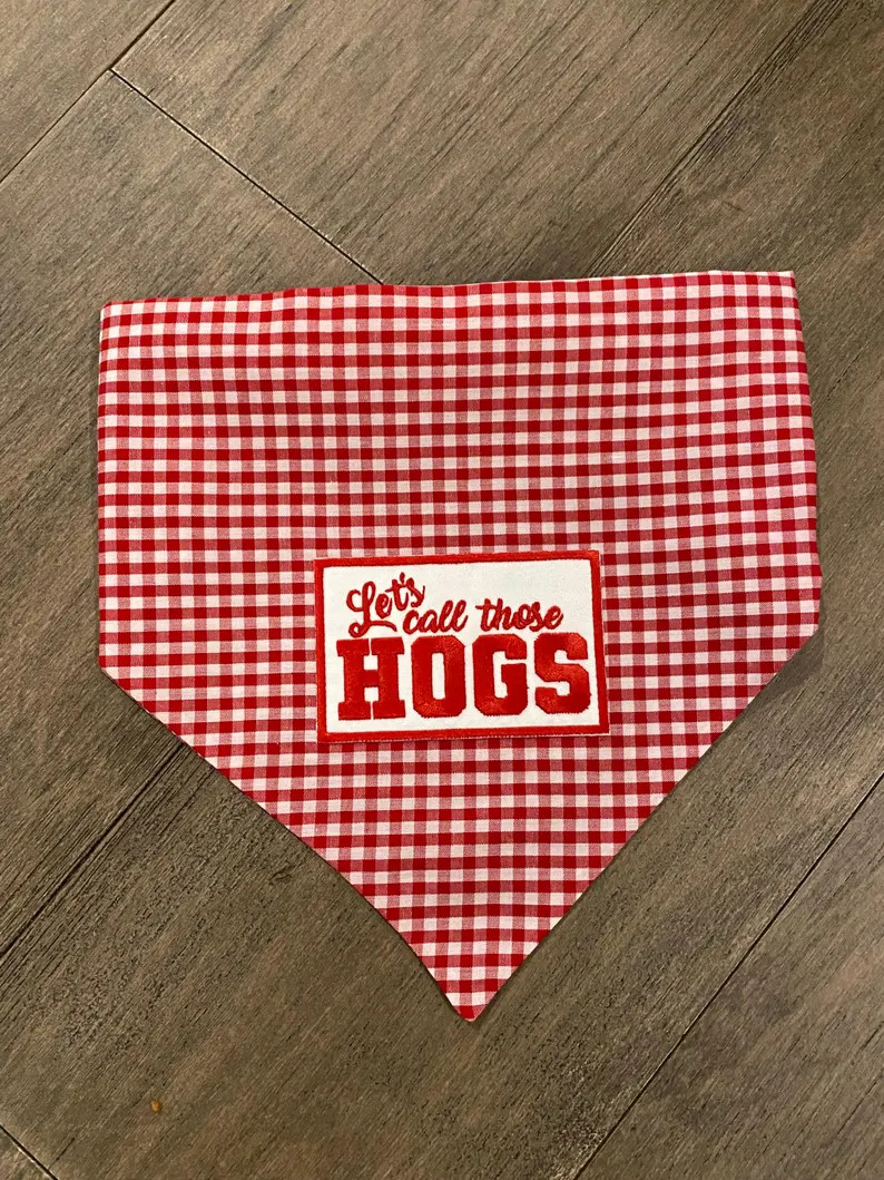 Woo Pig Sooie! 🐷❤️ Get your pup ready for game day with this Arkansas Razorbacks-inspired ... | Etsy (US)
