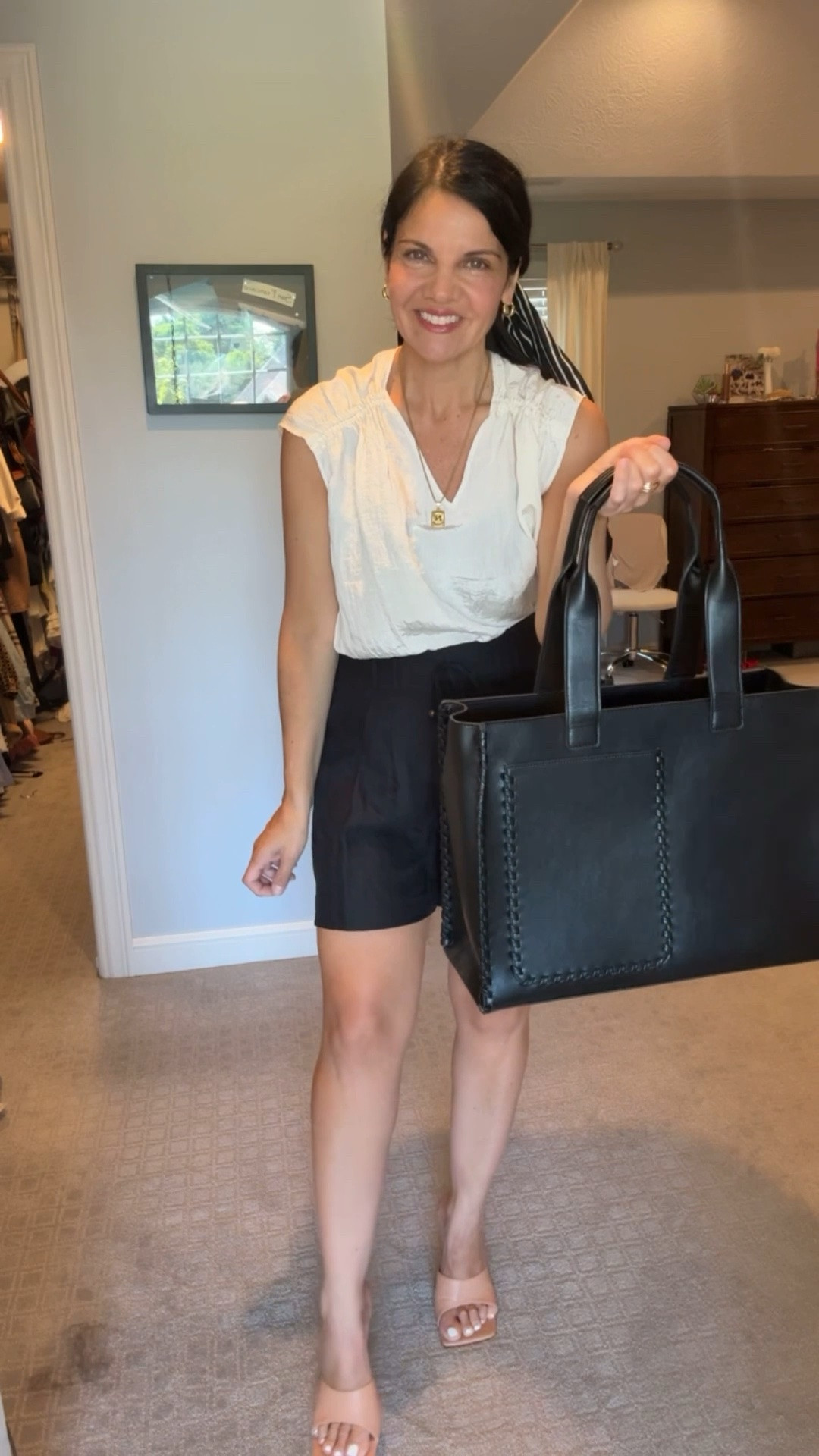 Cutest workwear outfit for the summer!! Looking relaxed and polished at the same time with these shorts and top.
#workwear #stylish #dressforsuccess

#LTKootd #LTKOver40