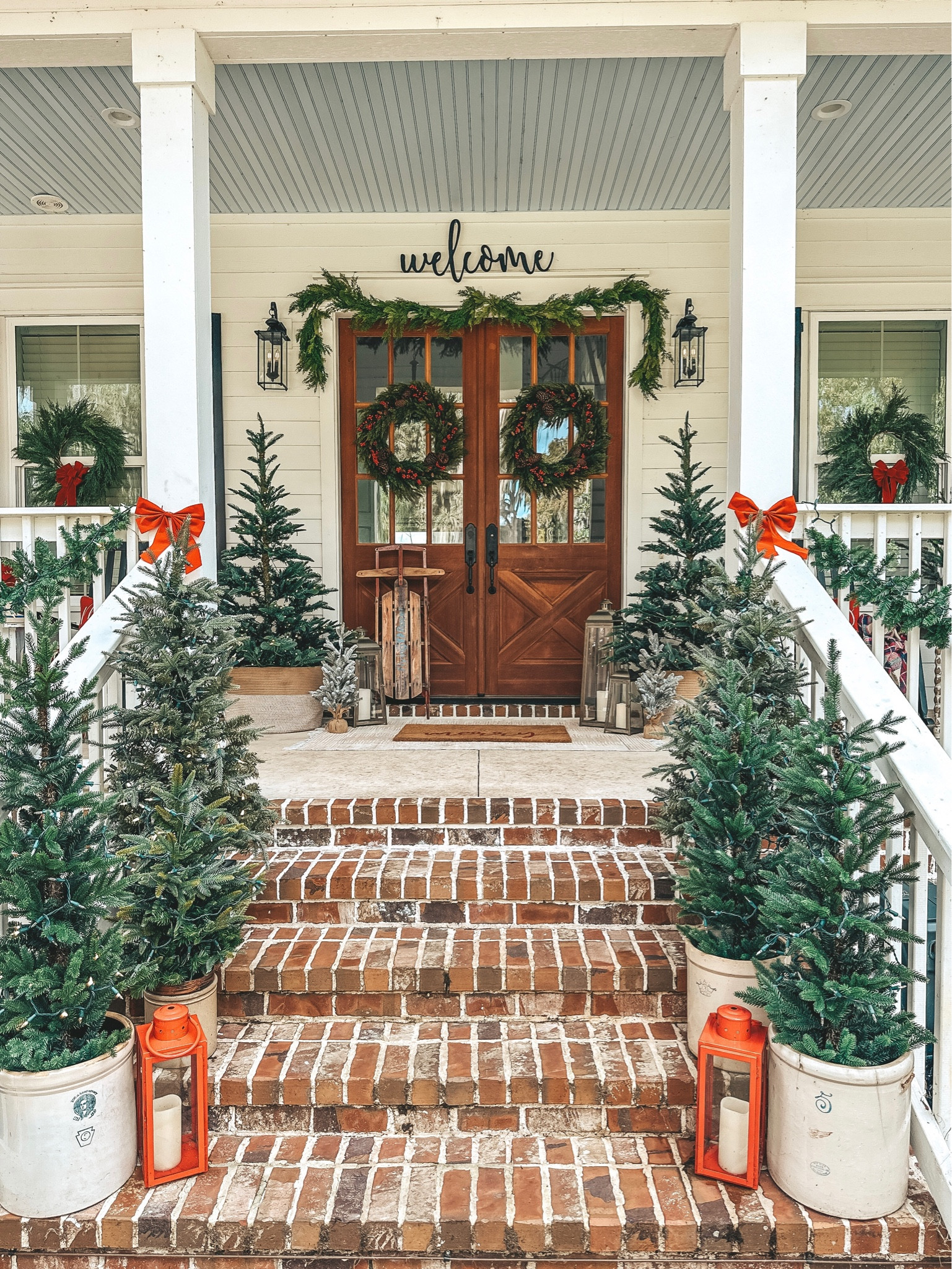 Farmhouse Christmas porch

#LTKhome #LTKSeasonal #LTKHoliday