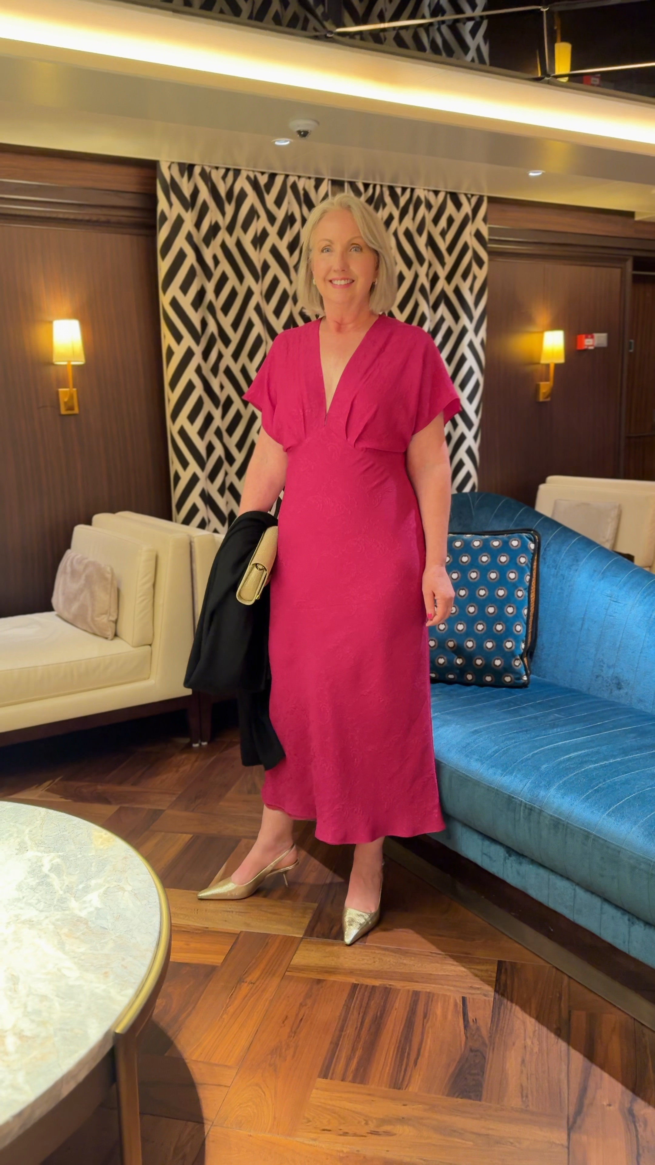 Here is one of my formal evening wear looks from our vacation.✨

#LTKVideo #LTKTravel #LTKMidsize