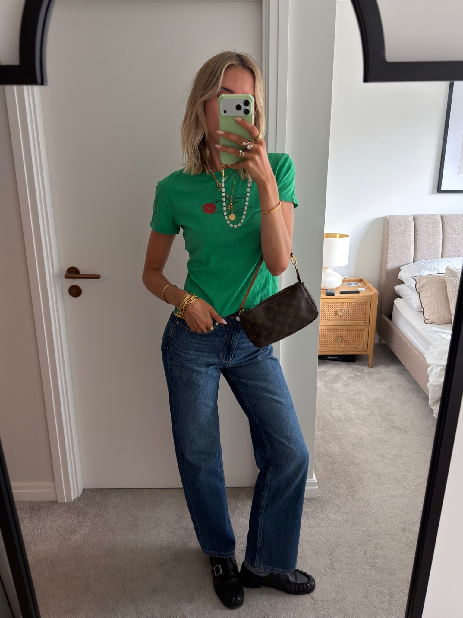 These Zara straight leg jeans are working overtime for me right now

#LTKuk #LTKautumn #LTKFashionMonth