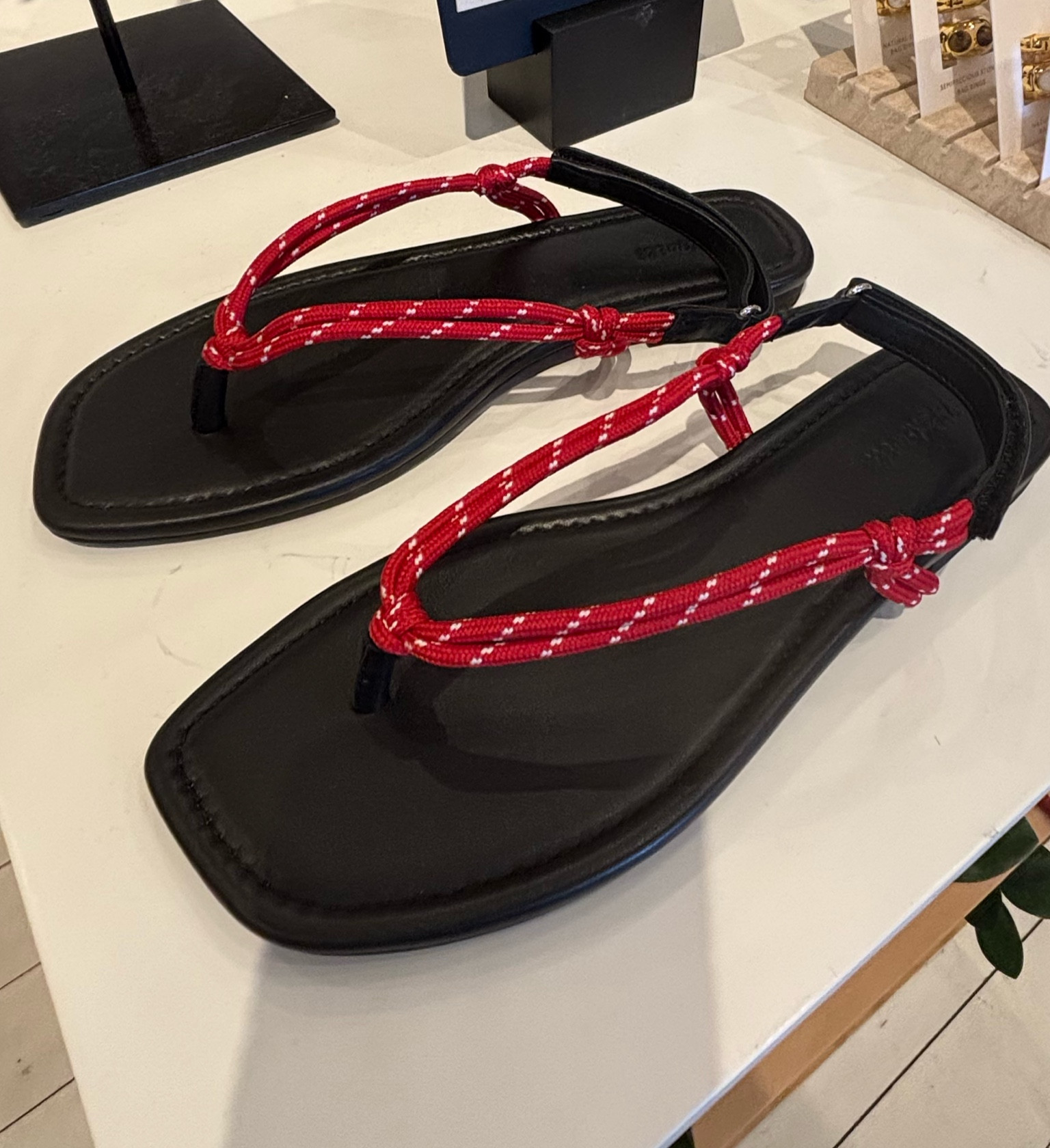 Madewell sale
Sandals 

#LTKSaleAlert #LTKxMadewell #LTKSwim