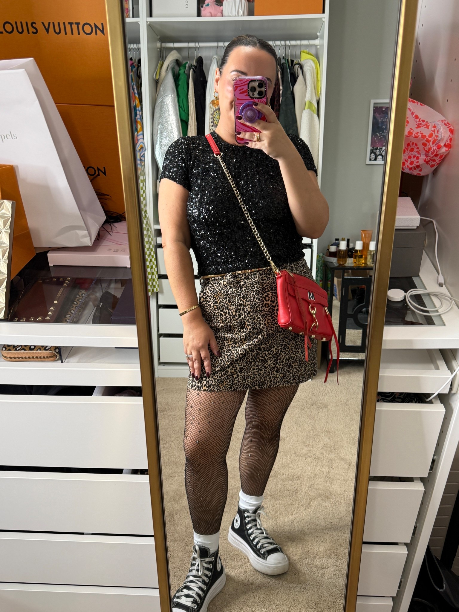 This sequin top is so chic and goes with everything 

#LTKFindsUnder50 #LTKFindsUnder100 #LTKStyleTip