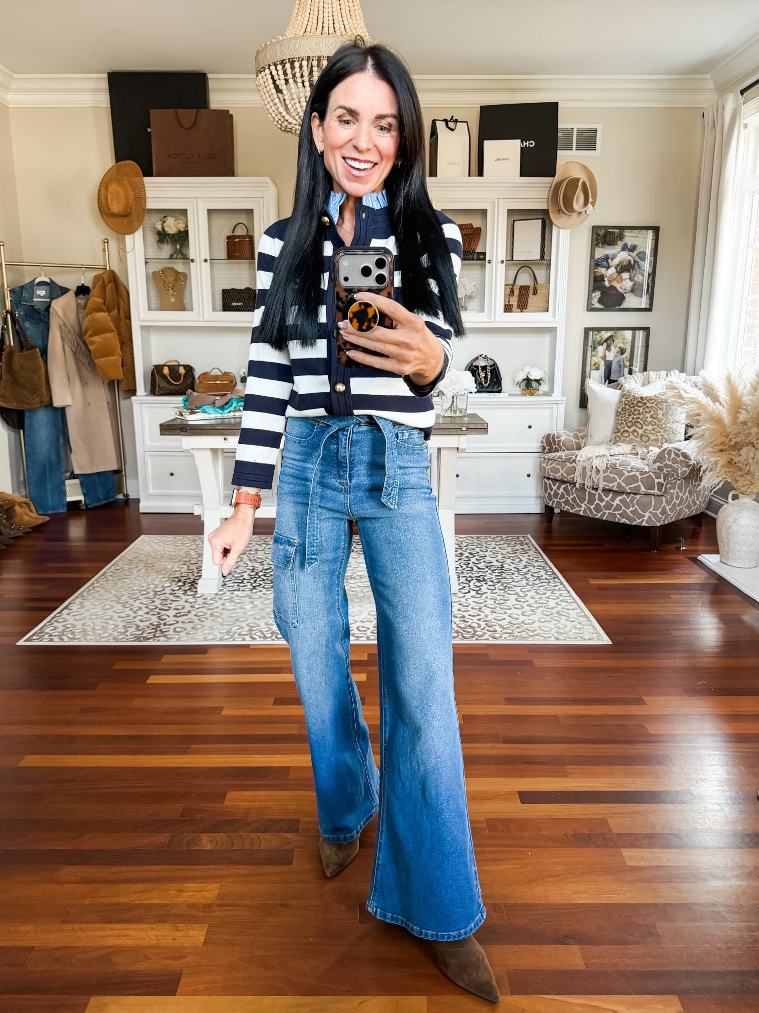 This cardigan is giving j. Crew vibes in the best way!
XS sweater 
2 denim 

#LTKootd #LTKmomlife #LTKSeasonal