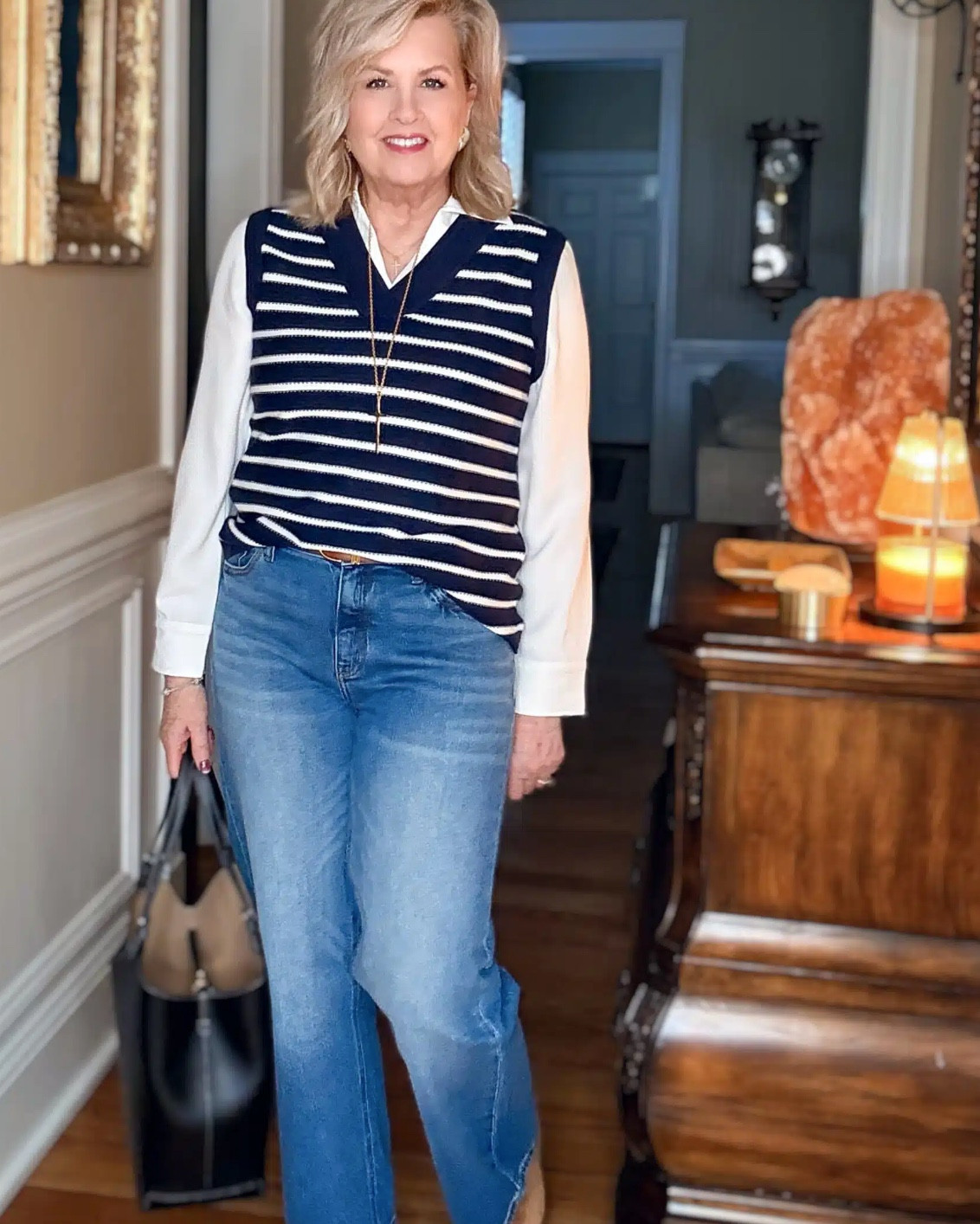 It might be easy to guess one of my favorite color combinations. It’s classic and works in so many ways for spring. If you’re looking for an easy combo that always feels fresh, this is your sign. 