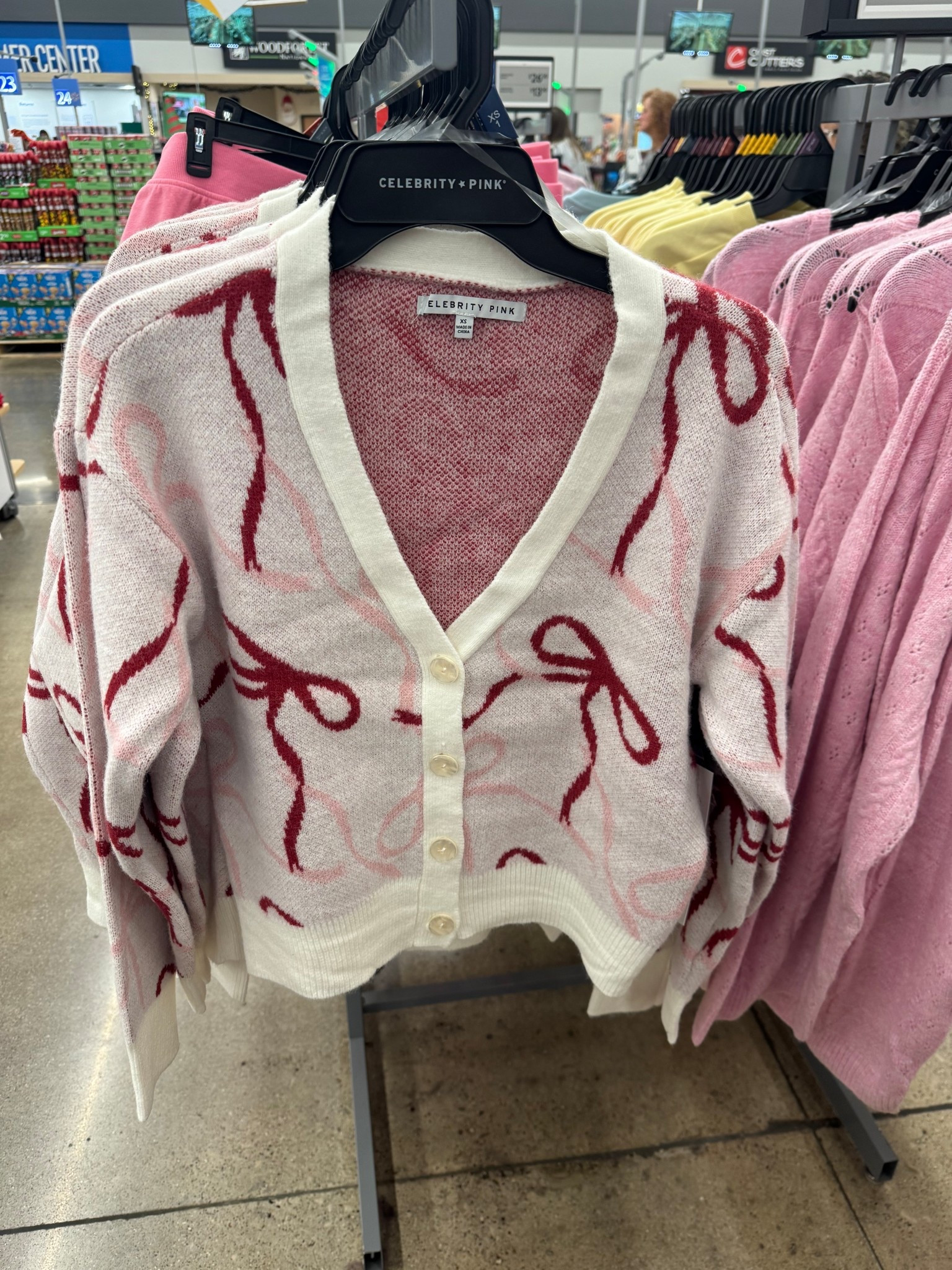 Walmart Celebrity Pink Women's and Women's Plus Cardigan Sweater, Sizes XS-4X

#LTKFindsUnder50 #LTKootd #LTKSeasonal