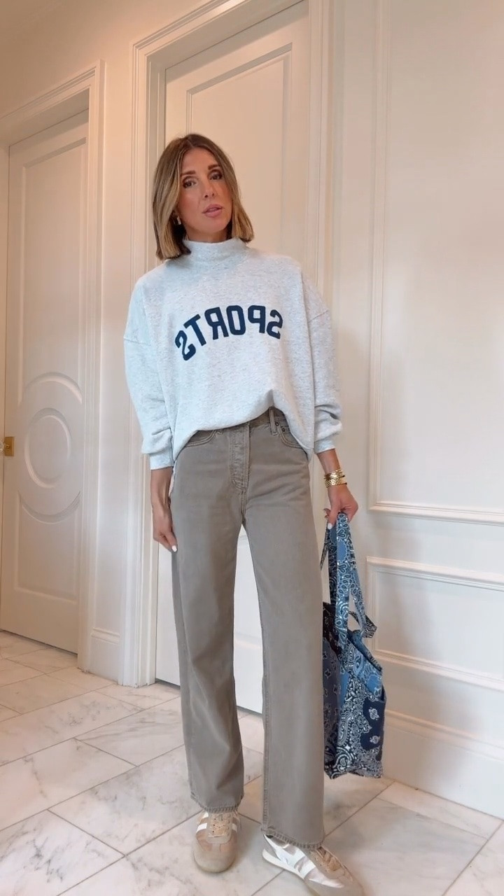 Easy and chic mom outfit idea! 💙 I’m 5’7 wearing size 25 in the jeans and S in the sweatshirt - run tts.

#LTKootd #LTKSeasonal #LTKOver40