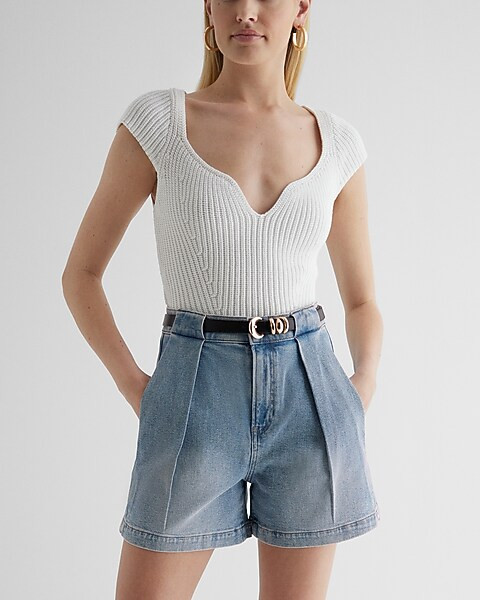 Super High Waisted Pleated Jean Shorts | Express