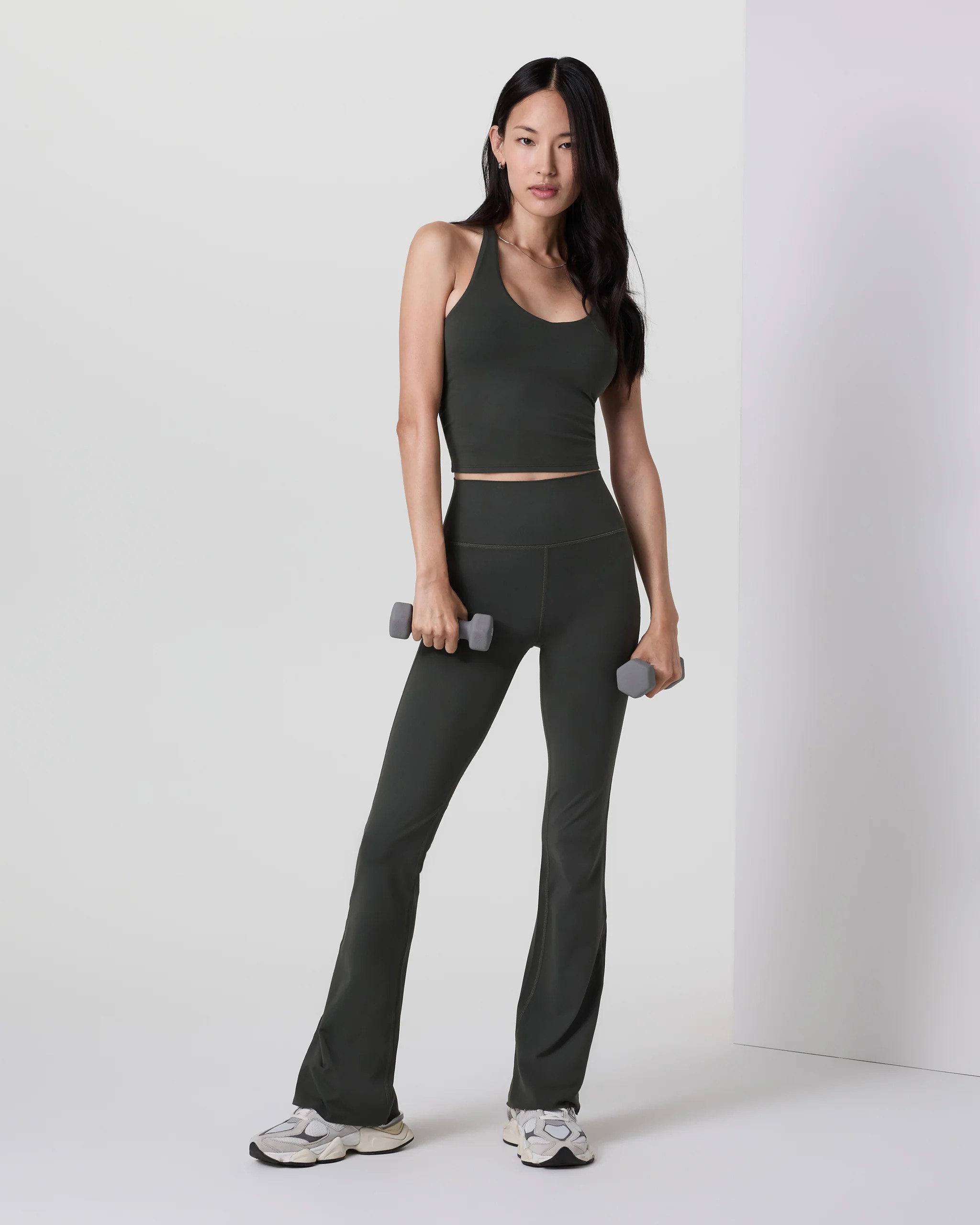 Halo Slim Flare Pant | Vuori Clothing (US & Canada)