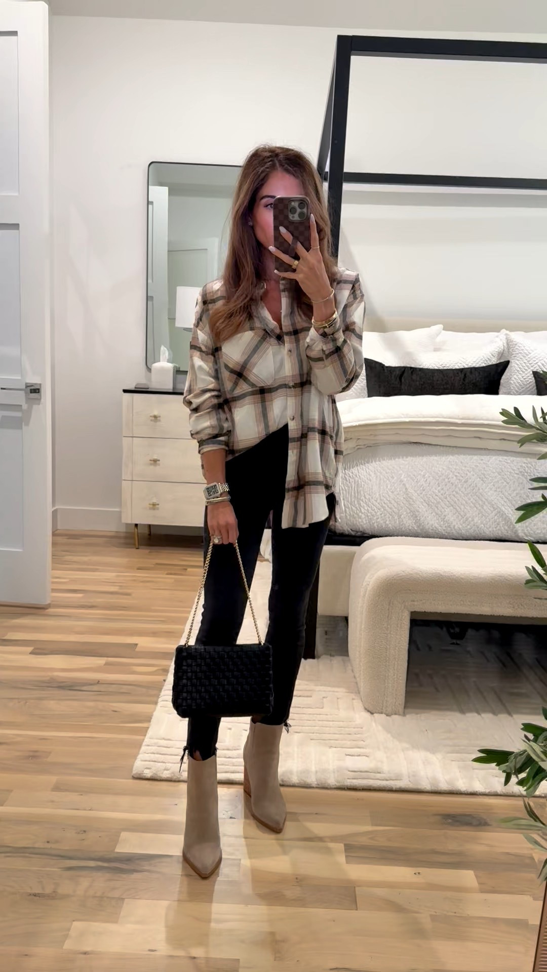 Fall outfit Thanksgiving outfit plaid shirt xs 

#LTKPetite #LTKHoliday #LTKSaleAlert