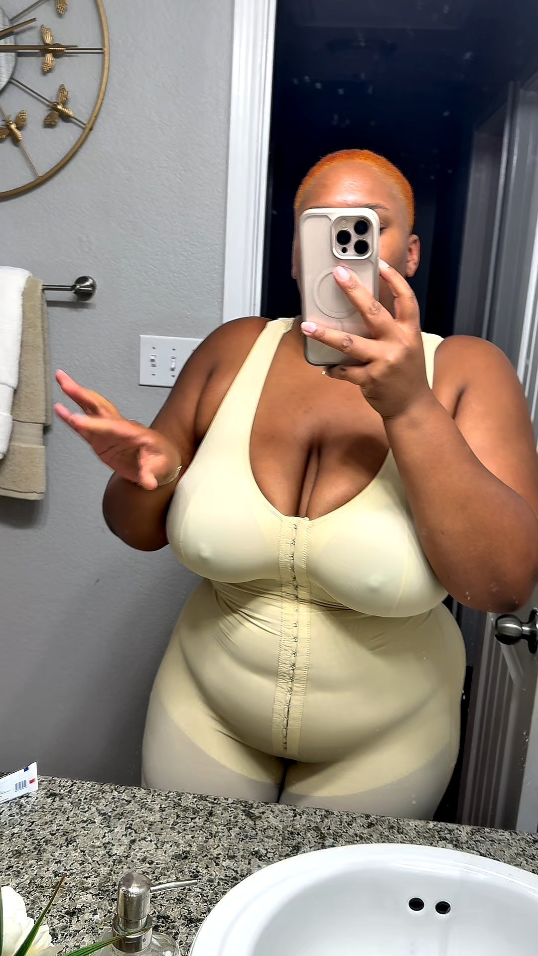 Ladies, this Faja is WORK APPROVED! No wires! No uncomfortable feeling! Breathable fabric! 




Shapewear, flat tummy, plus-size shapewear, snatches the waist, curve-hugging shapewear, plus size shapewear

#LTKStyleTip #LTKFindsUnder100 #LTKWorkwear