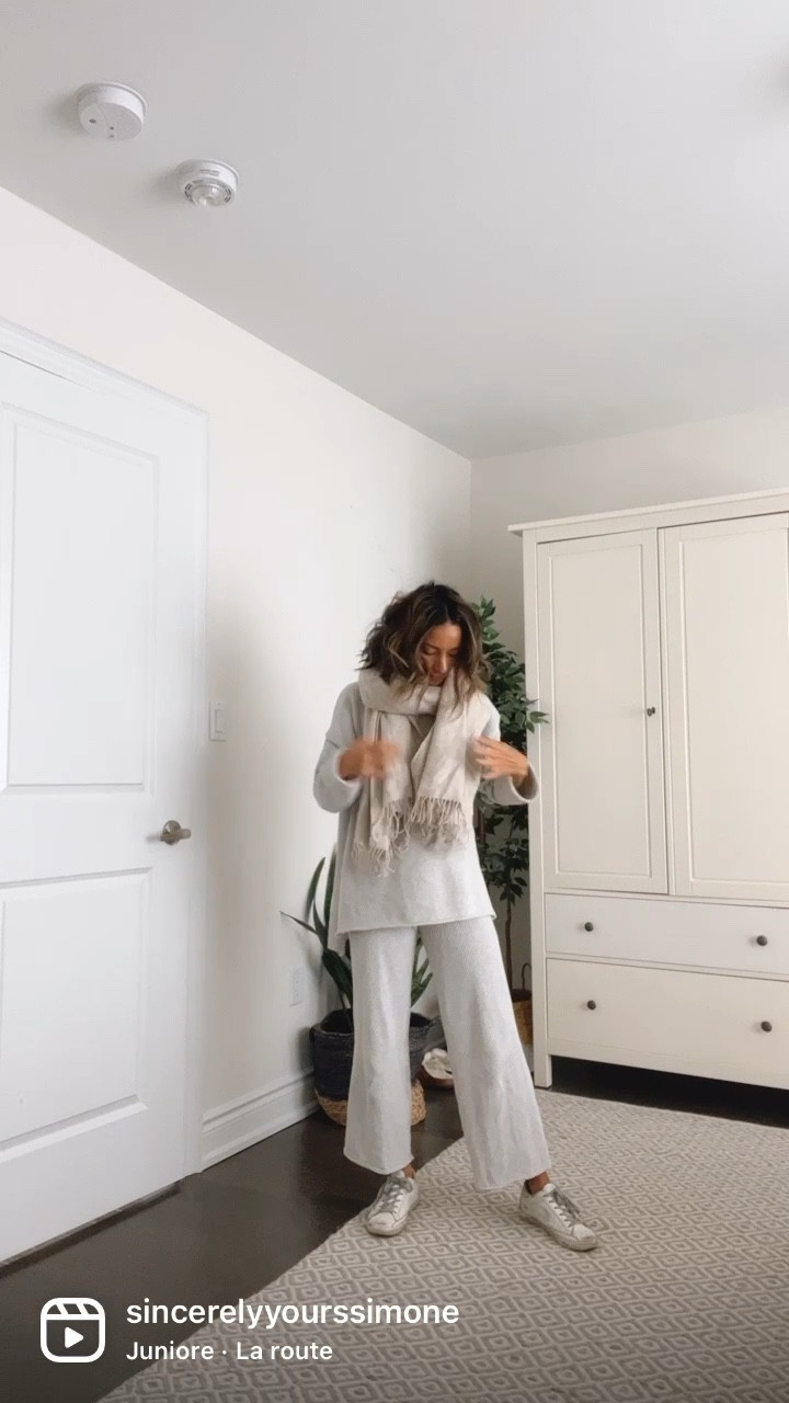 Perfect set for a laid back, cute look. Add your favourite sneakers and a scarf for extra coziness 

#LTKSeasonal #LTKstyletip