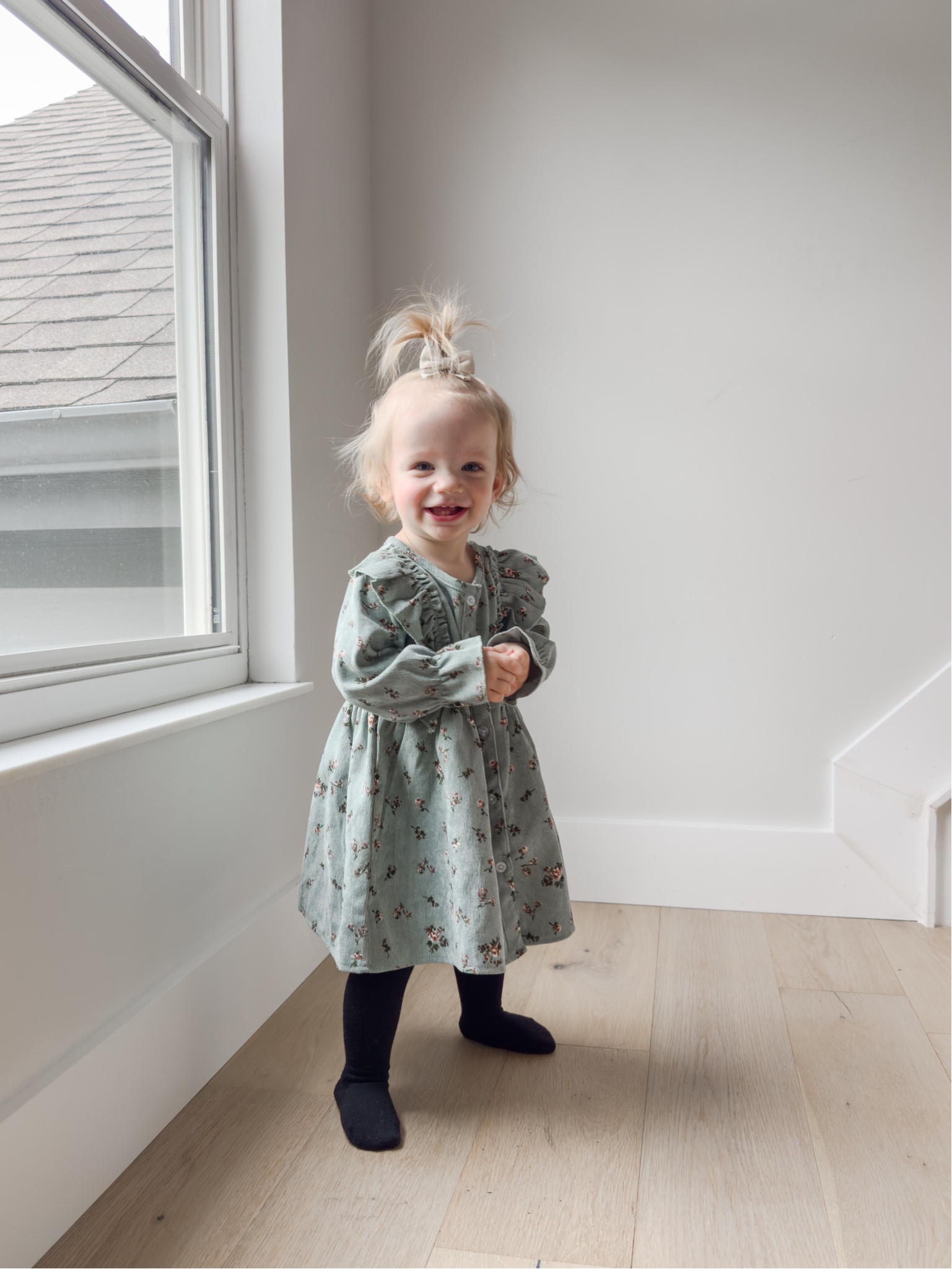 Fall winter baby girl dress 

Toddler dress // warm baby dress // SHEIN finds // baby girl // blue floral dress // fall photoshoot dress // baby girl photoshoot outfits 

#LTKSaleAlert #LTKBaby #LTKKids