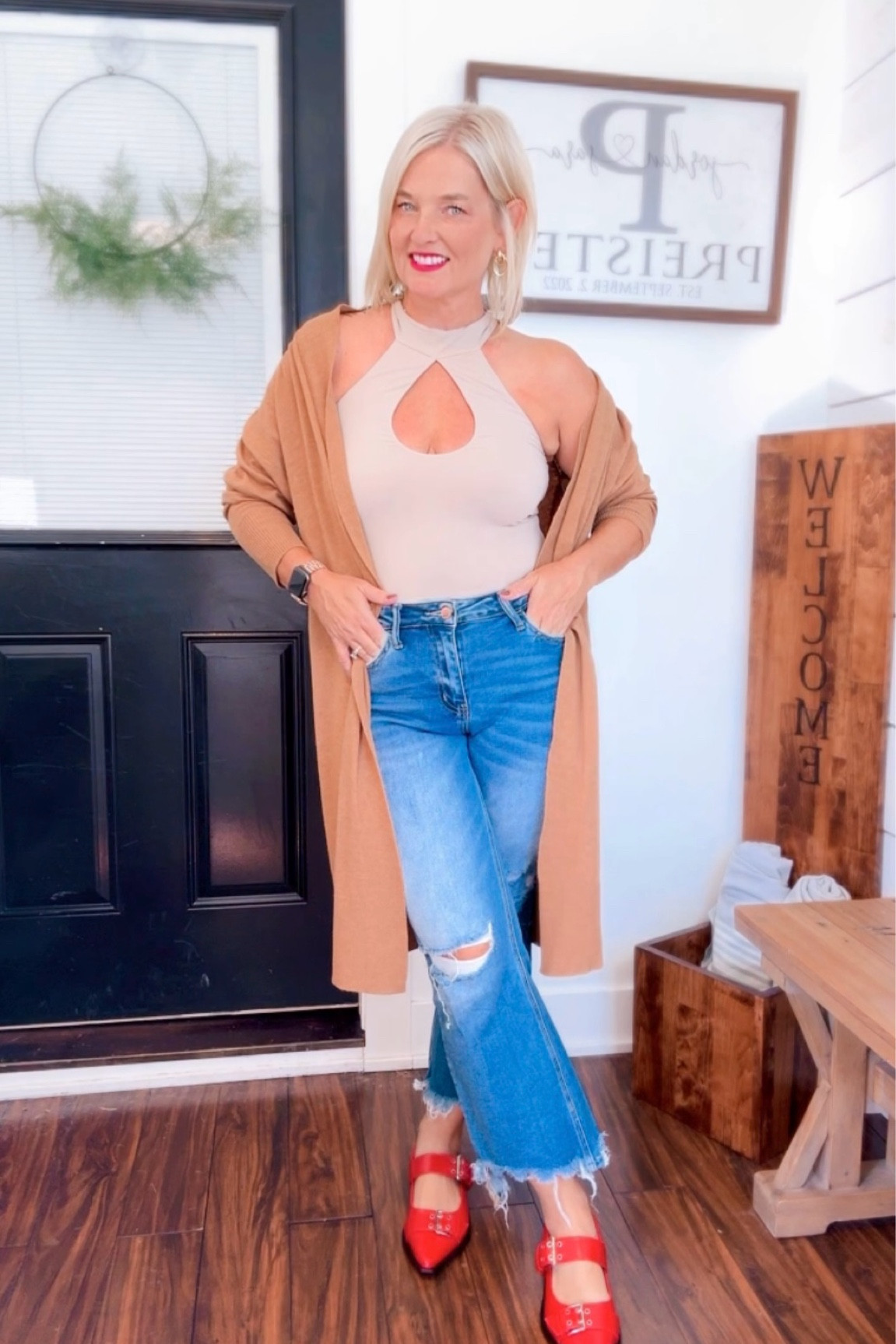 Fall outfit inspo 

Fall outfit, date night outfit, outfit inspo, jeans, denim, red shoes, cardigan, brown, sweater, bodysuit 

#LTKStyleTip #LTKOver40 #LTKFindsUnder100
