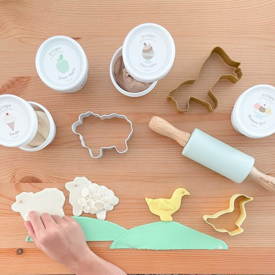 Dough Parlour Farm Friends Play Box | The Tot