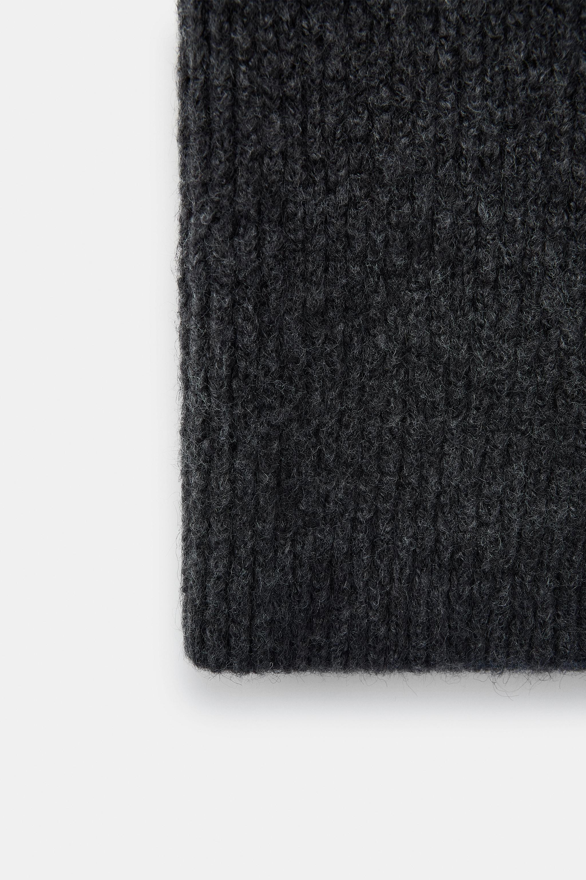 RIBBED KNIT HOOD | Zara US