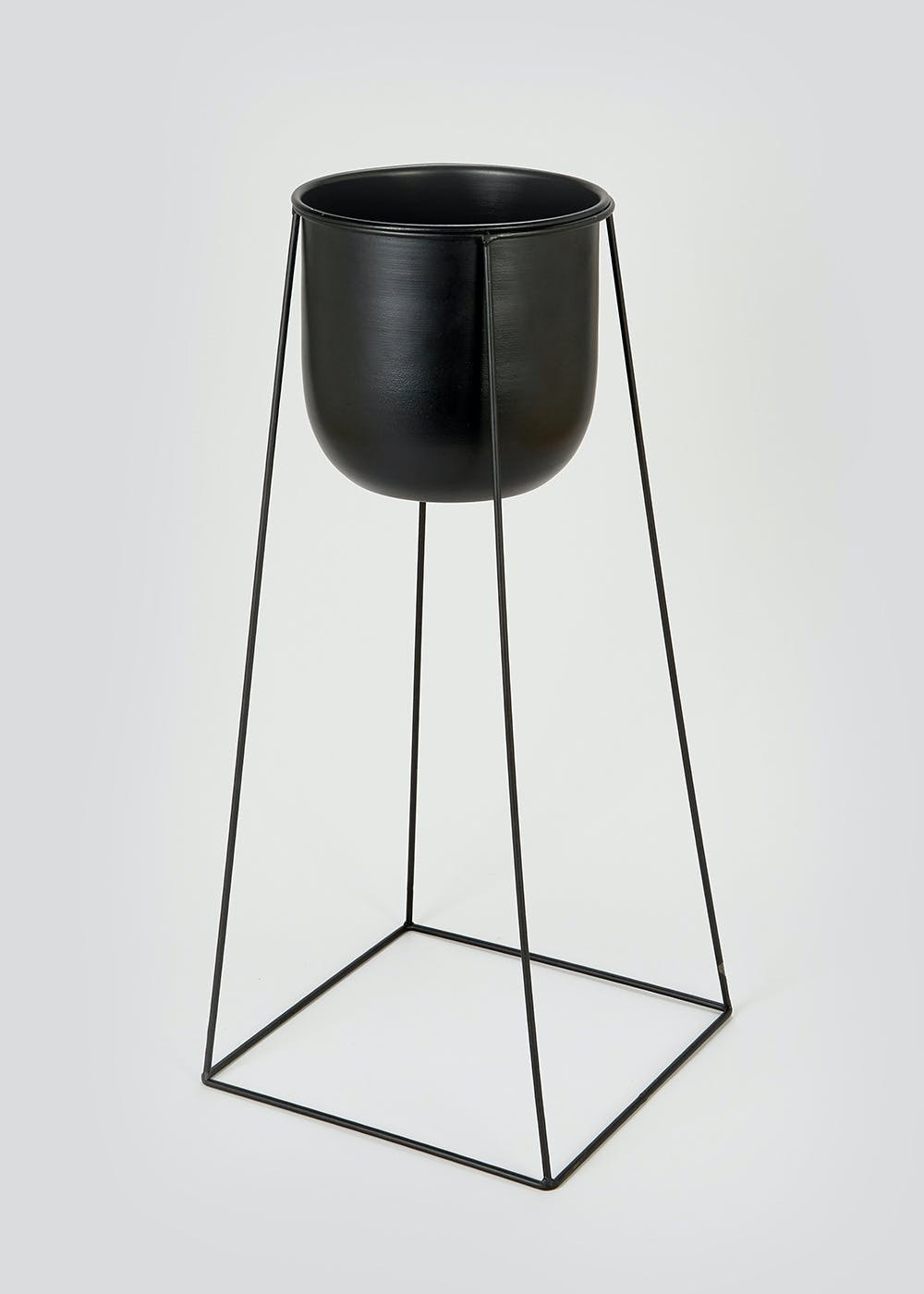 Square Base Round Planter (55cm x 25cm) – Black | Matalan (UK)