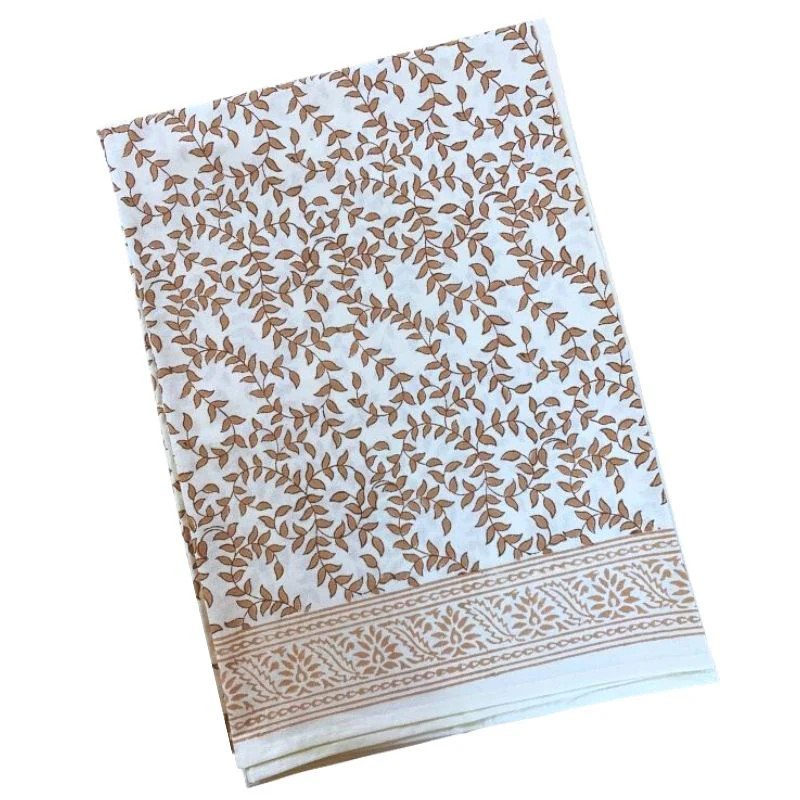 Woodland Leaves Tablecloth | The Well Appointed House, LLC