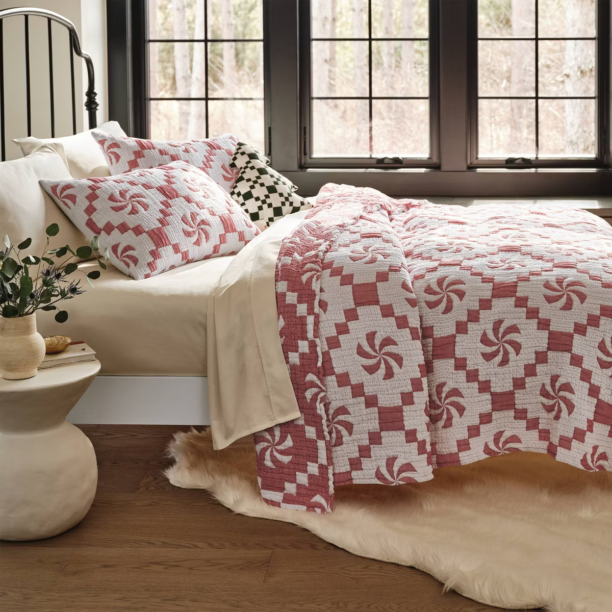 King Holiday Matelasse Quilt Set Red - Threshold™ | Target