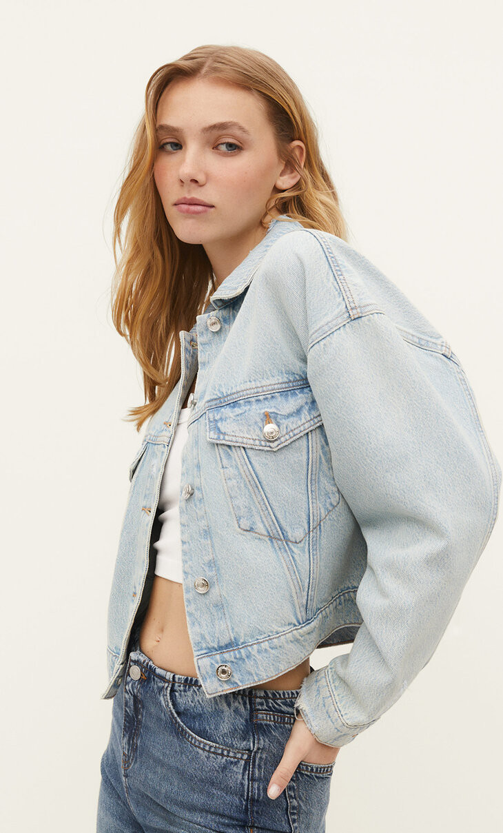 Cropped denim jacket - Women's fashion | Stradivarius United Kingdom | Stradivarius (UK)