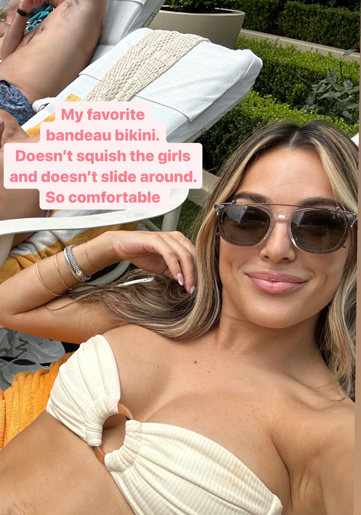 Best bandeau ever. Wearing a small! I’ve also used this as a top in Cabo with a beachy skirt 