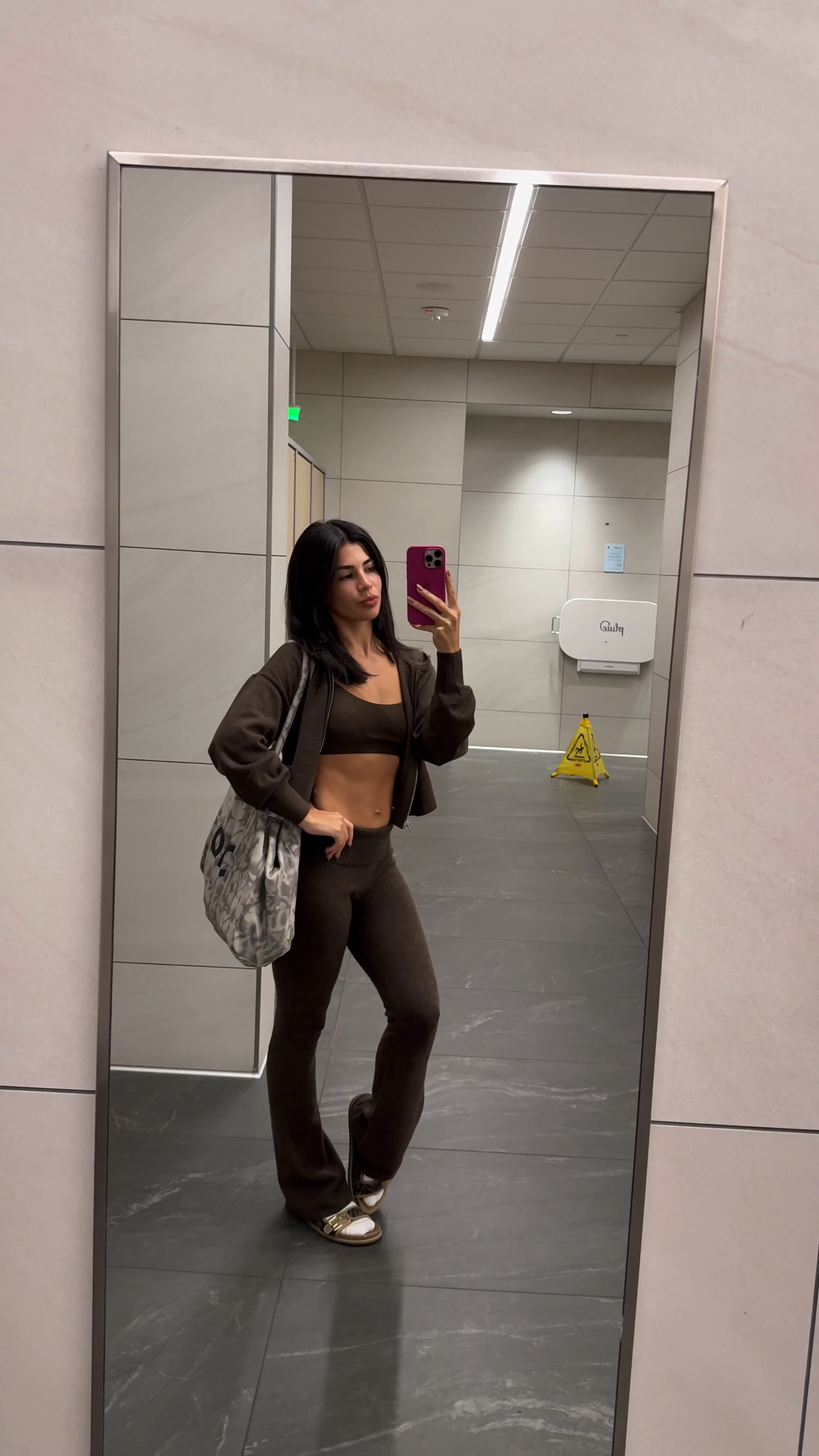 The COMFIEST and CUTEST set! 🥹 comes in different colors. Pants & sweater are from Hollister and sports bra from Alo 

#LTKSeasonal #LTKFindsUnder100