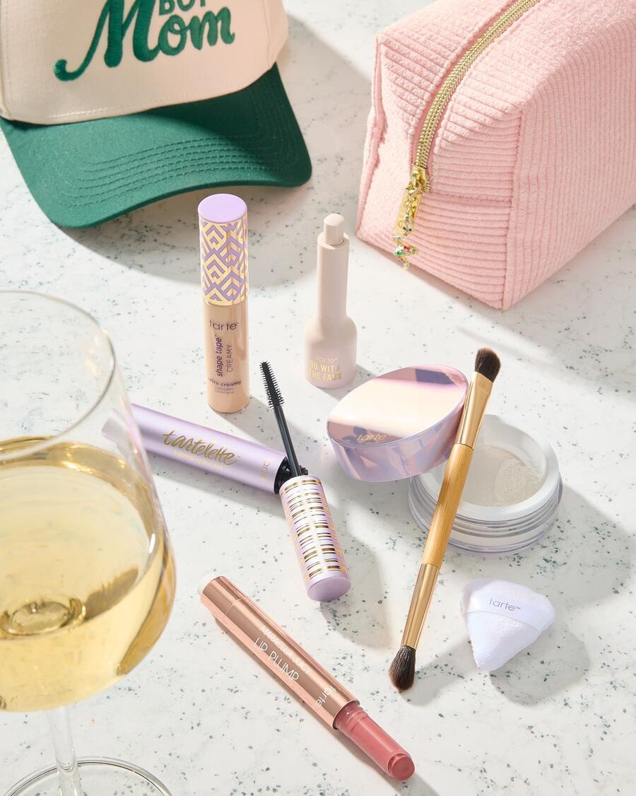 @Tarte custom kit day! Let’s goo!
If there’s anything else you want to add to cart, use code: BWC15

#LTKootd #LTKOver40 #LTKMidsize